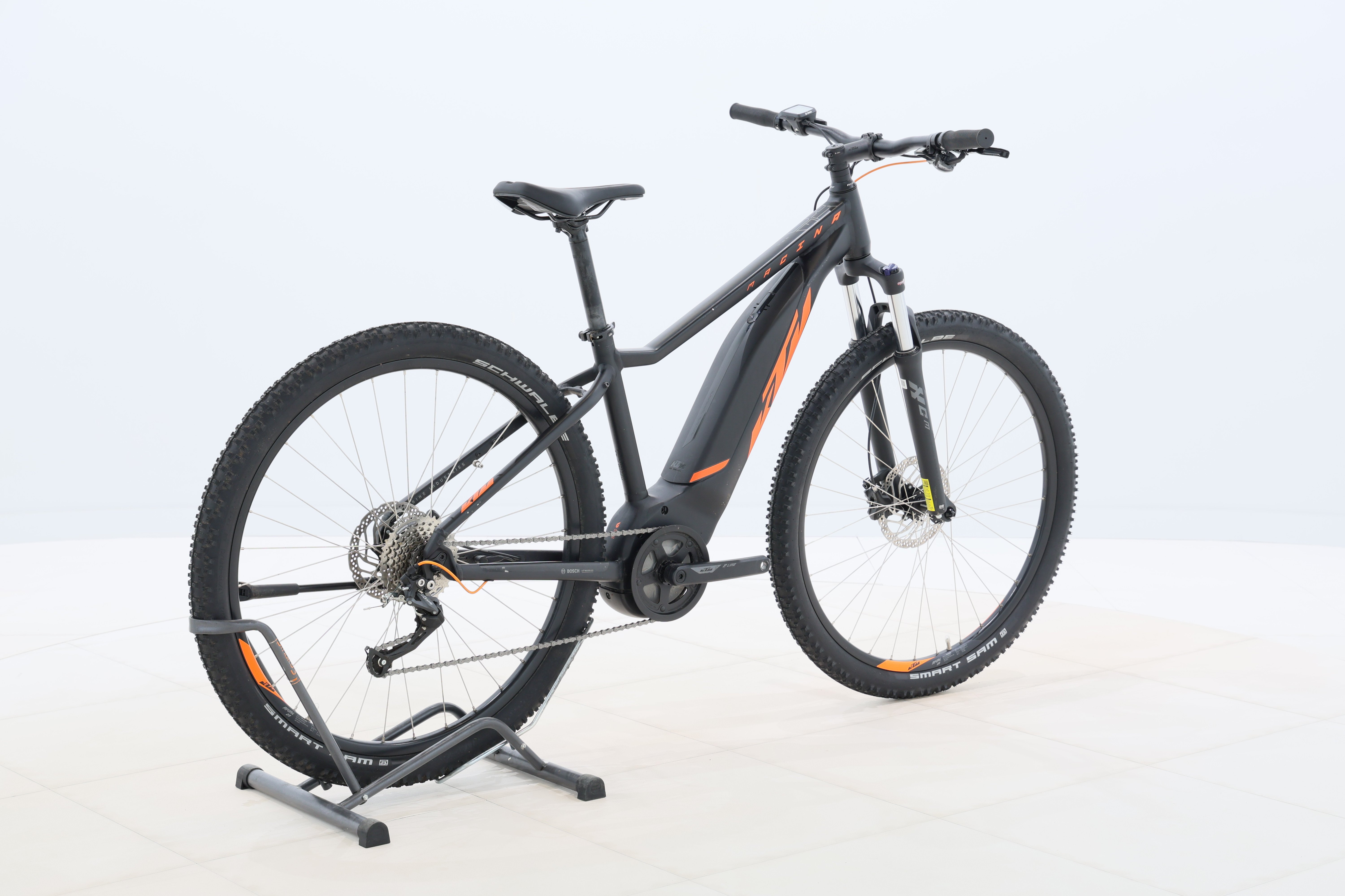 94a0c8f8-51f0-4b62-a2b3-a6fa5e71ac61