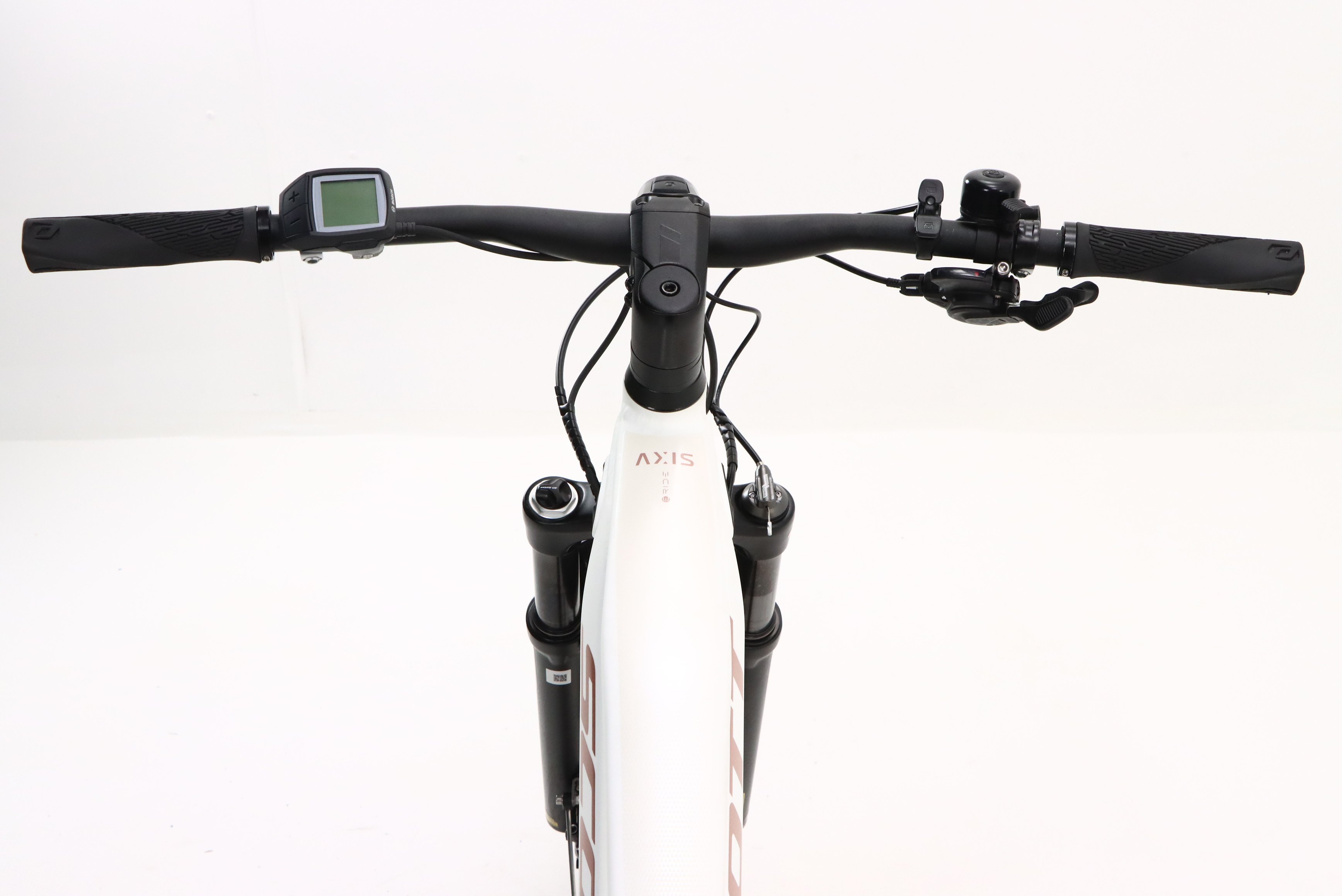 87906036-0cfe-4604-942c-478b5b66cce0