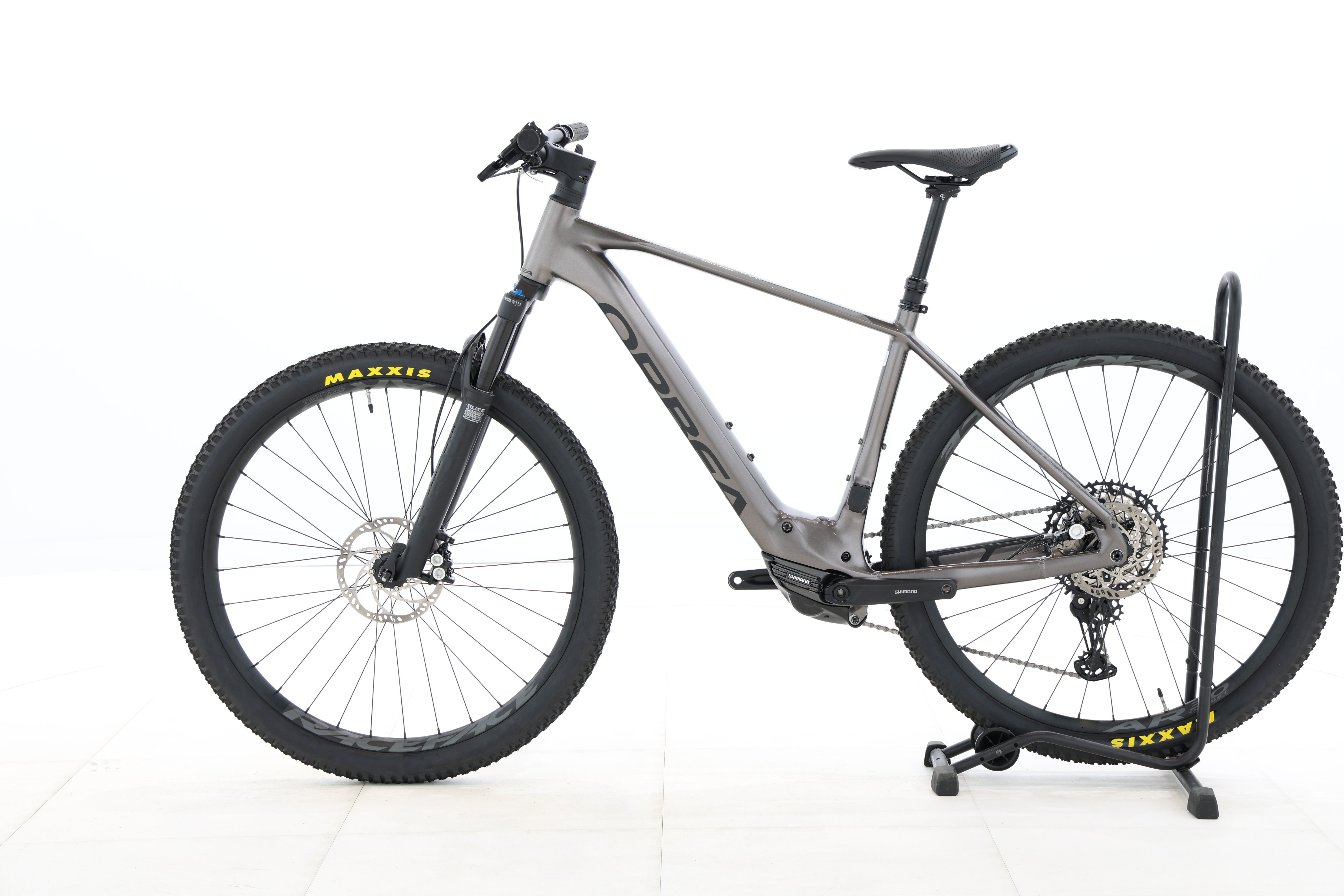 d88c2c1f-e6b9-47fe-82be-55fe2c0b6f4a