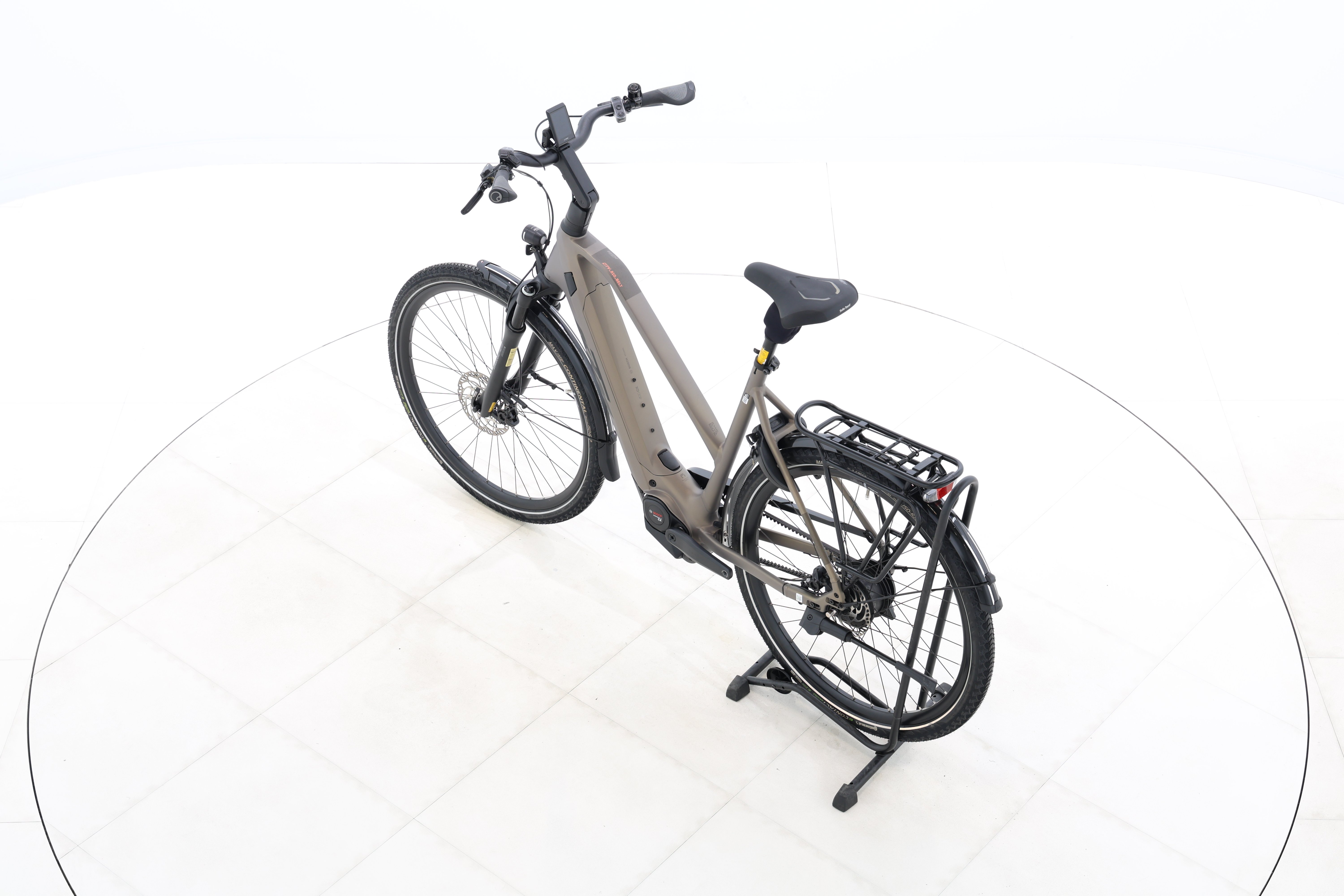 a385bb61-4b94-4467-a3ca-b372b4f00f01