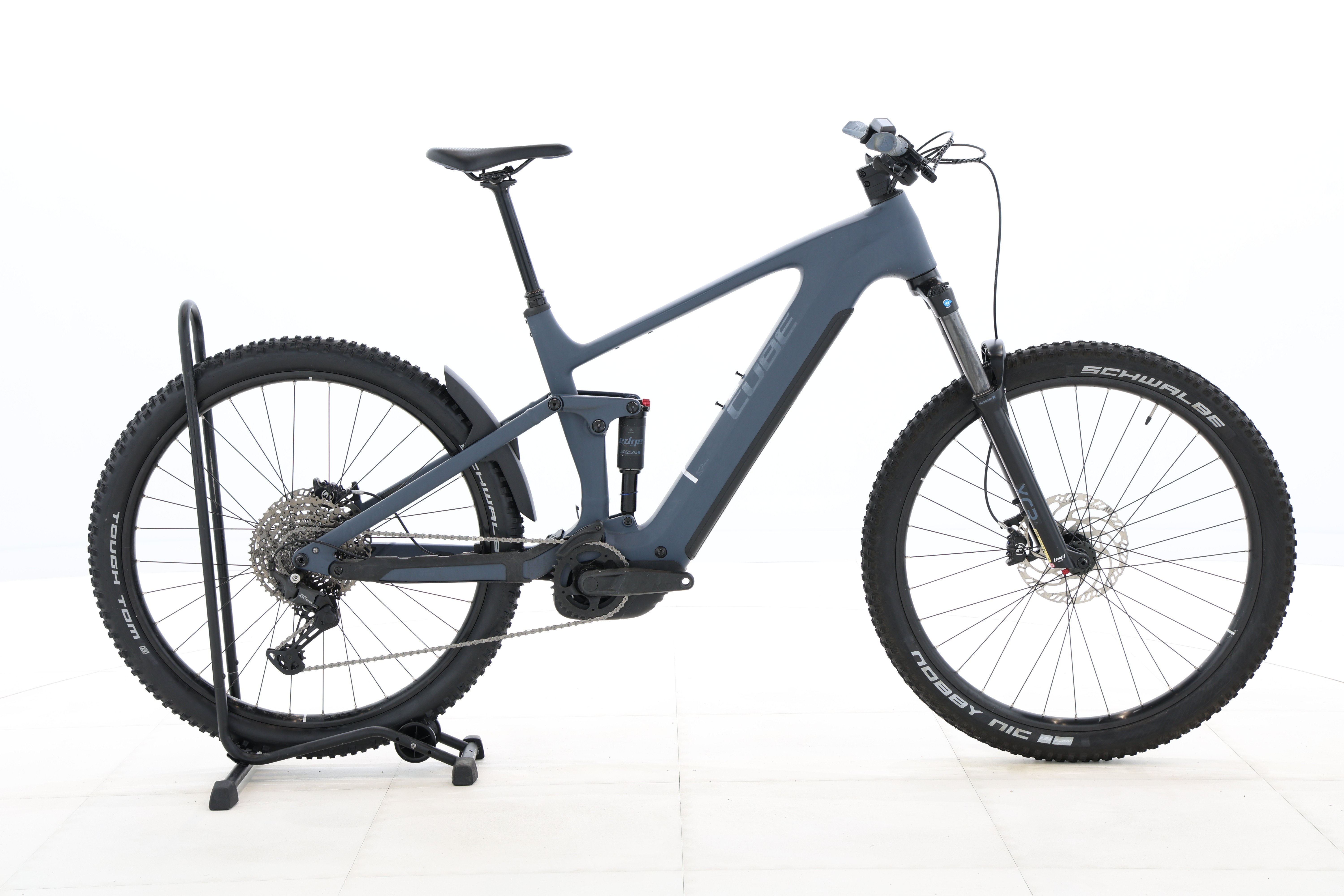 ff325791-44f8-4ba1-8e66-9cac7fa0d484