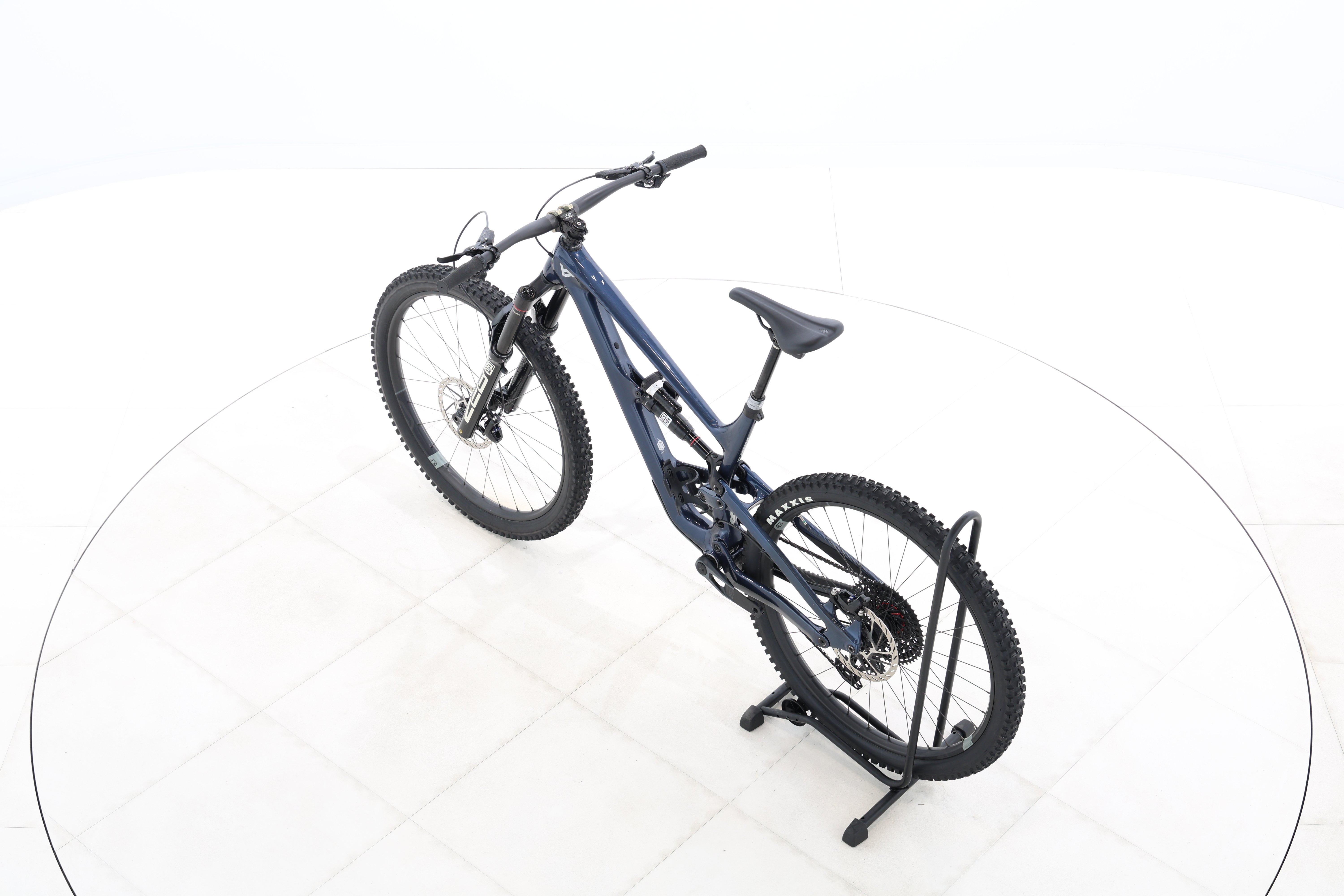 d9c5195d-de66-416c-b00b-930dce6a7afb