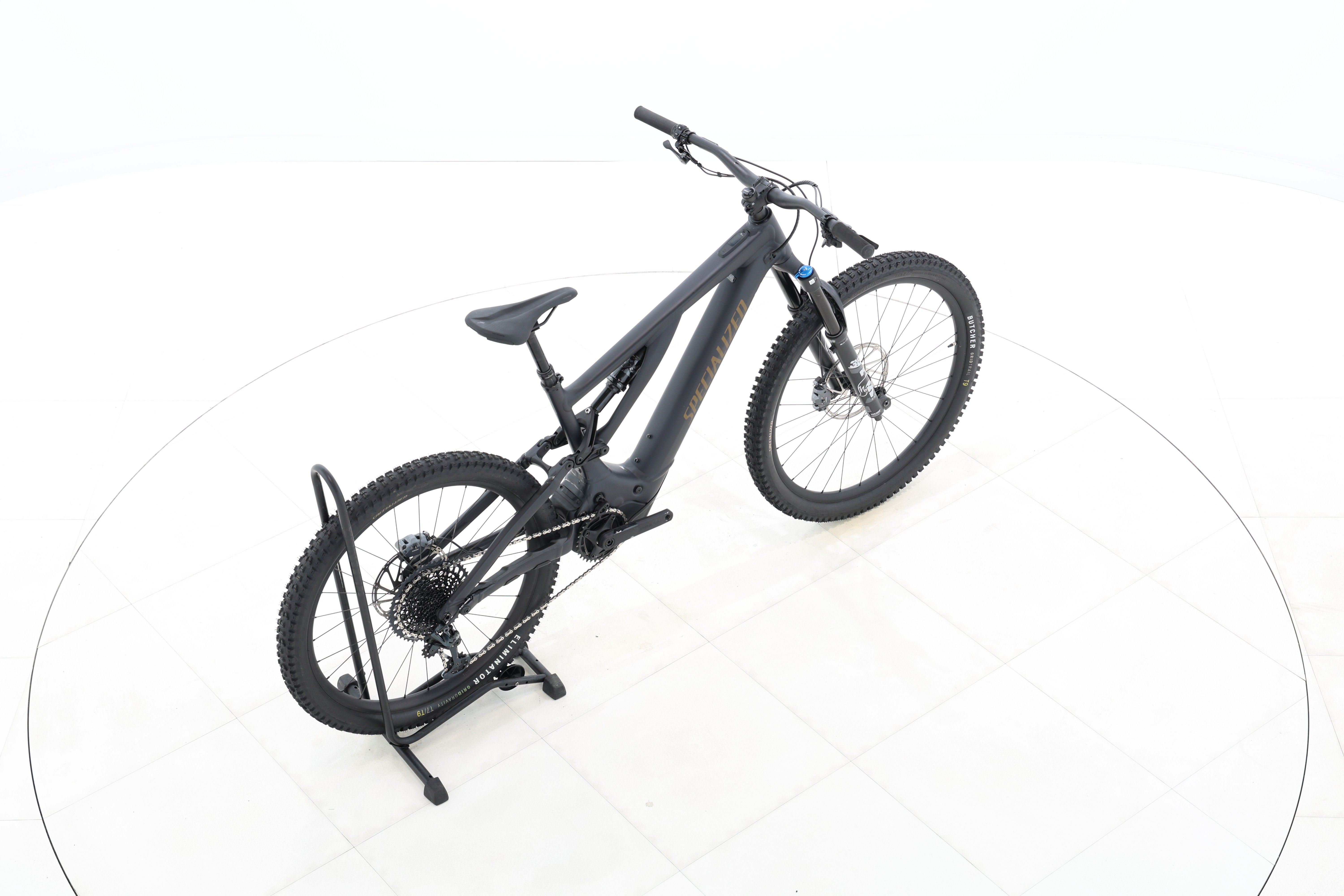 48c3c930-8771-425f-b027-d5069a643263