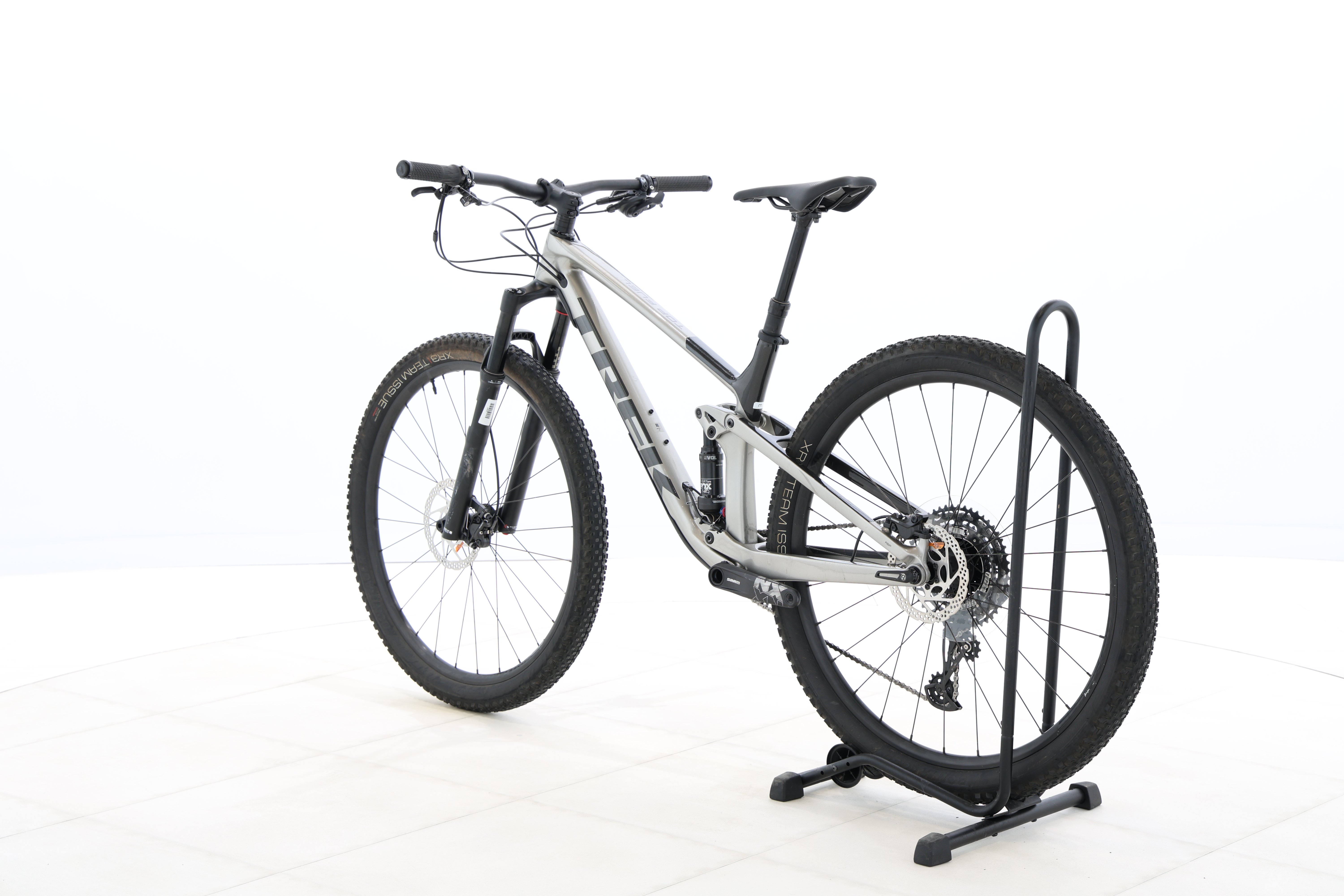 621c60bf-b695-431f-b554-1d20b57d917c