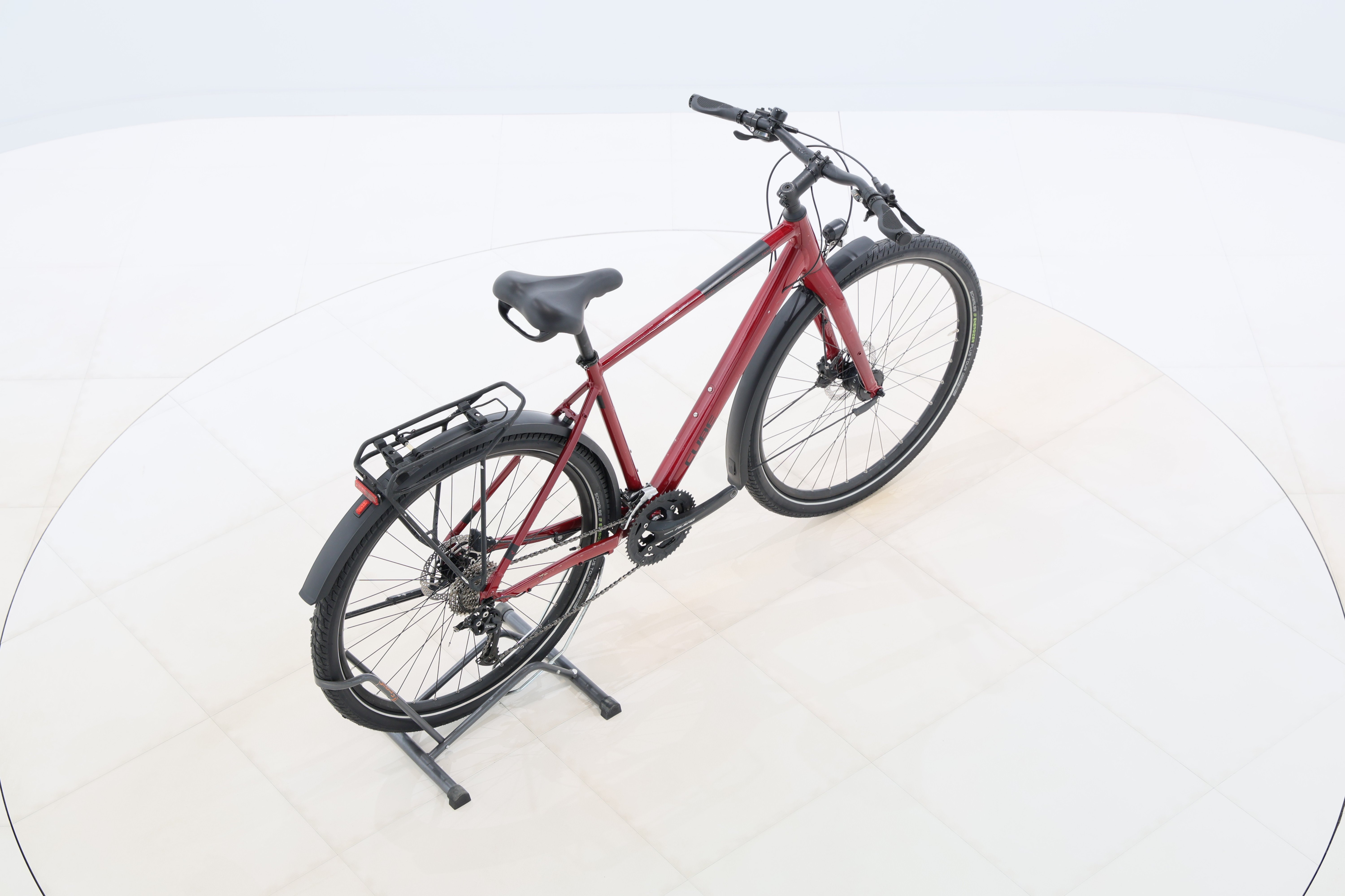 947a8773-42c9-480d-8eb3-5699095e3178