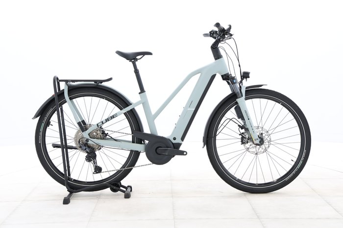 Cube KATHMANDU HYBRID EX 800 2025
