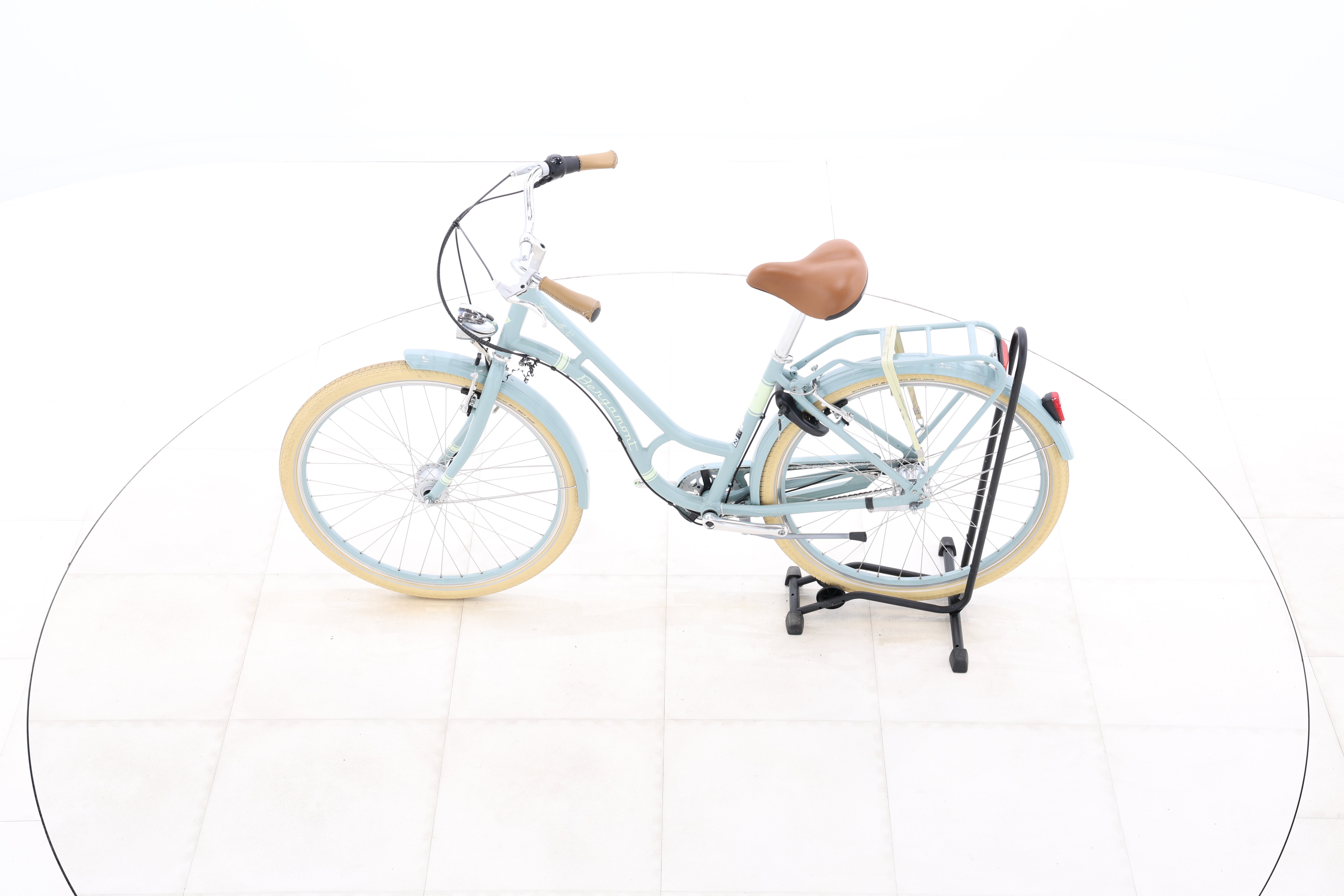 14a7681d-26f2-40d1-ae2a-ea3ba6834c04