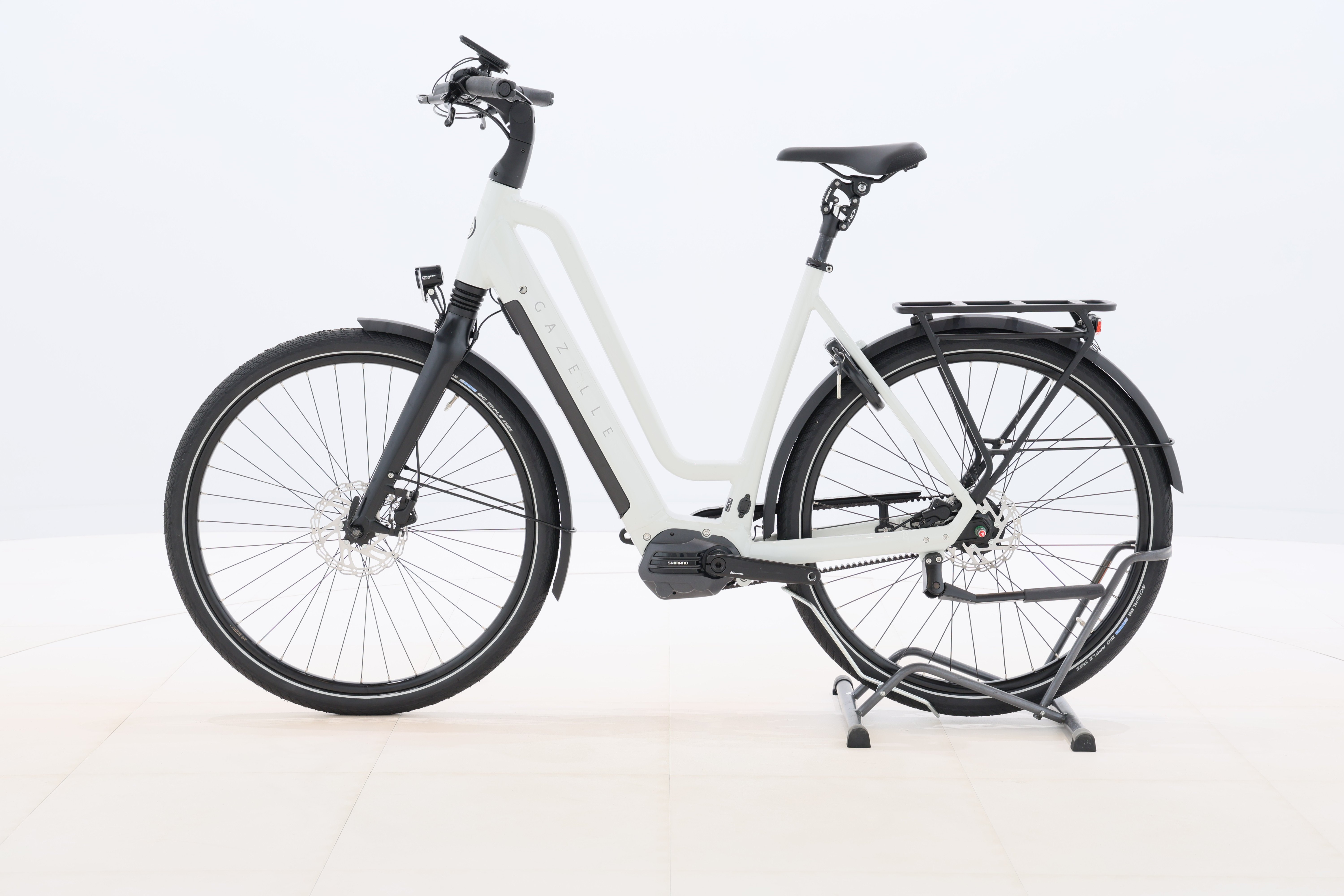 c6d6a0ca-59b1-4c7d-b854-6da3573cd1ba