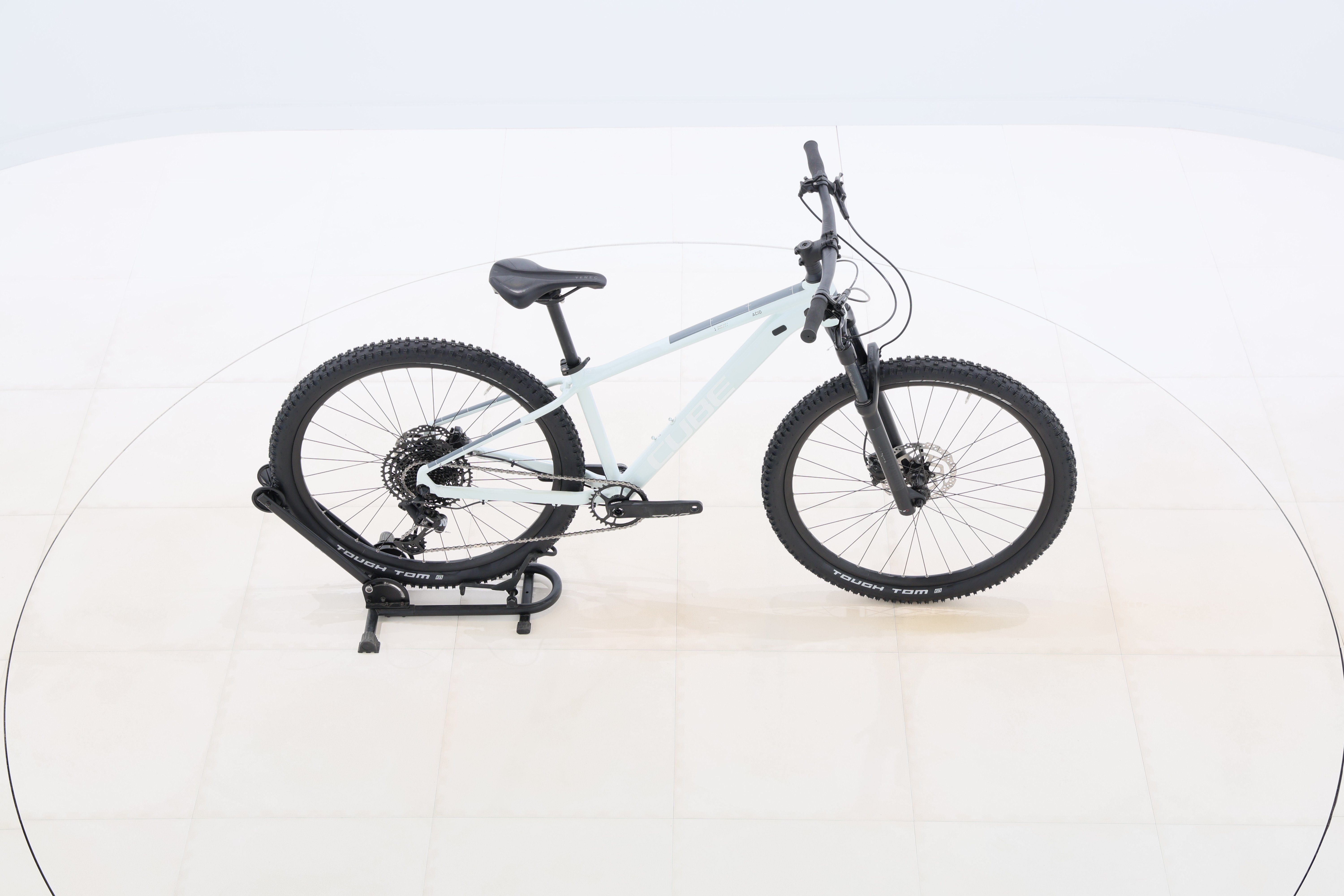 fff896bb-e904-4093-a285-7bfaea76d236