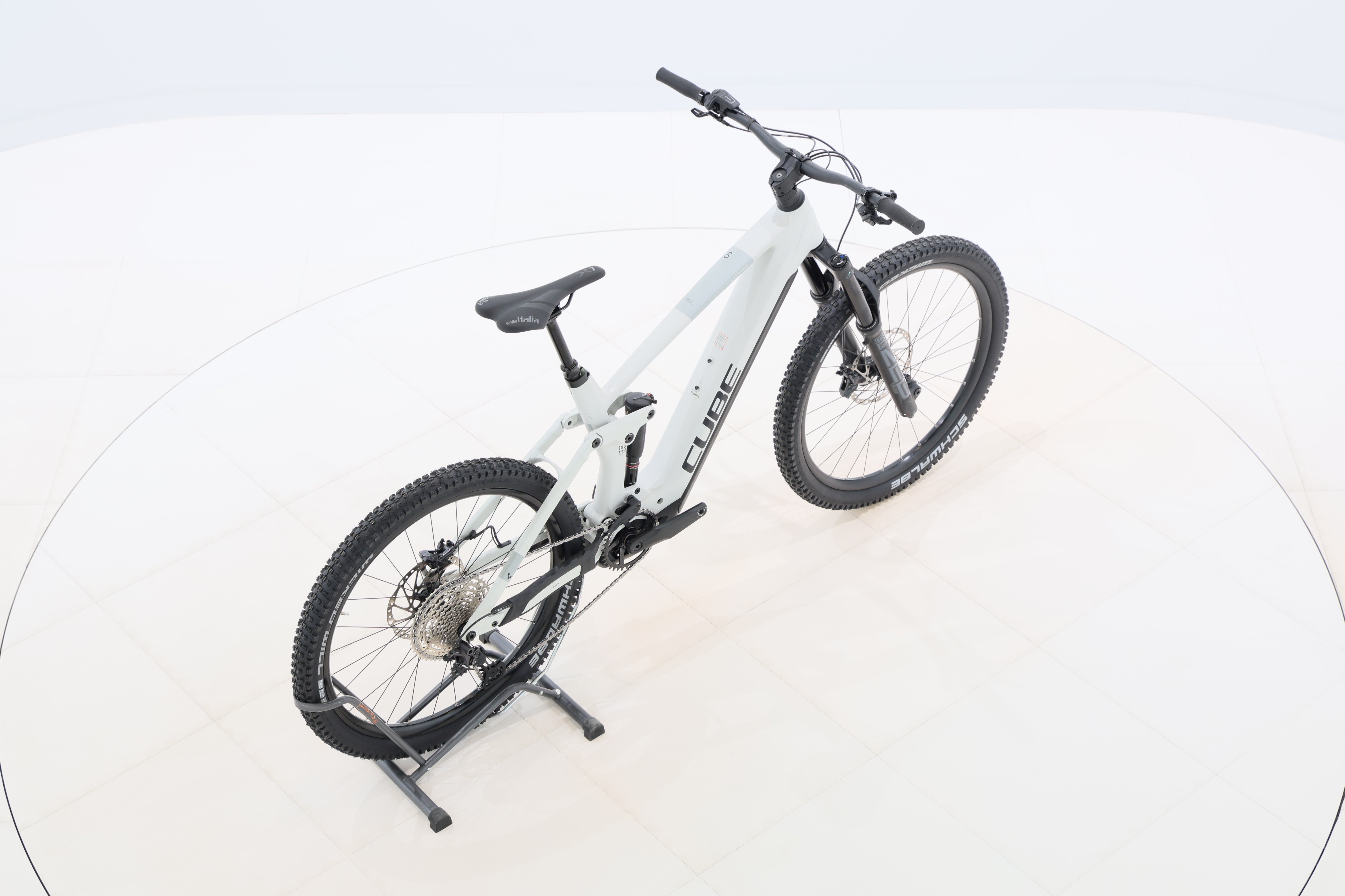 f48a50dc-2d5e-456c-9234-a8510b3319be