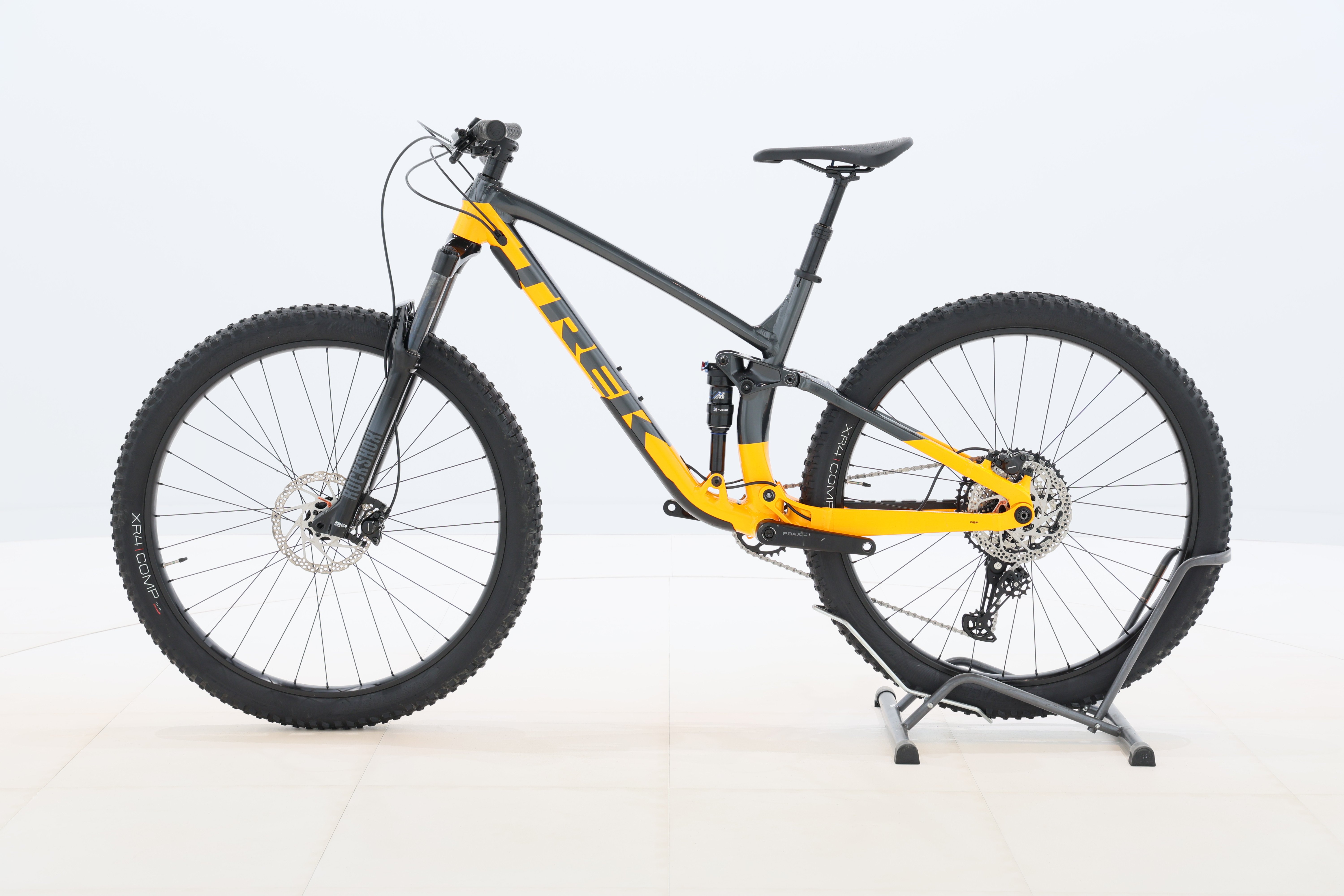 fca42100-75c4-4170-92cd-9c45ef3e71b2