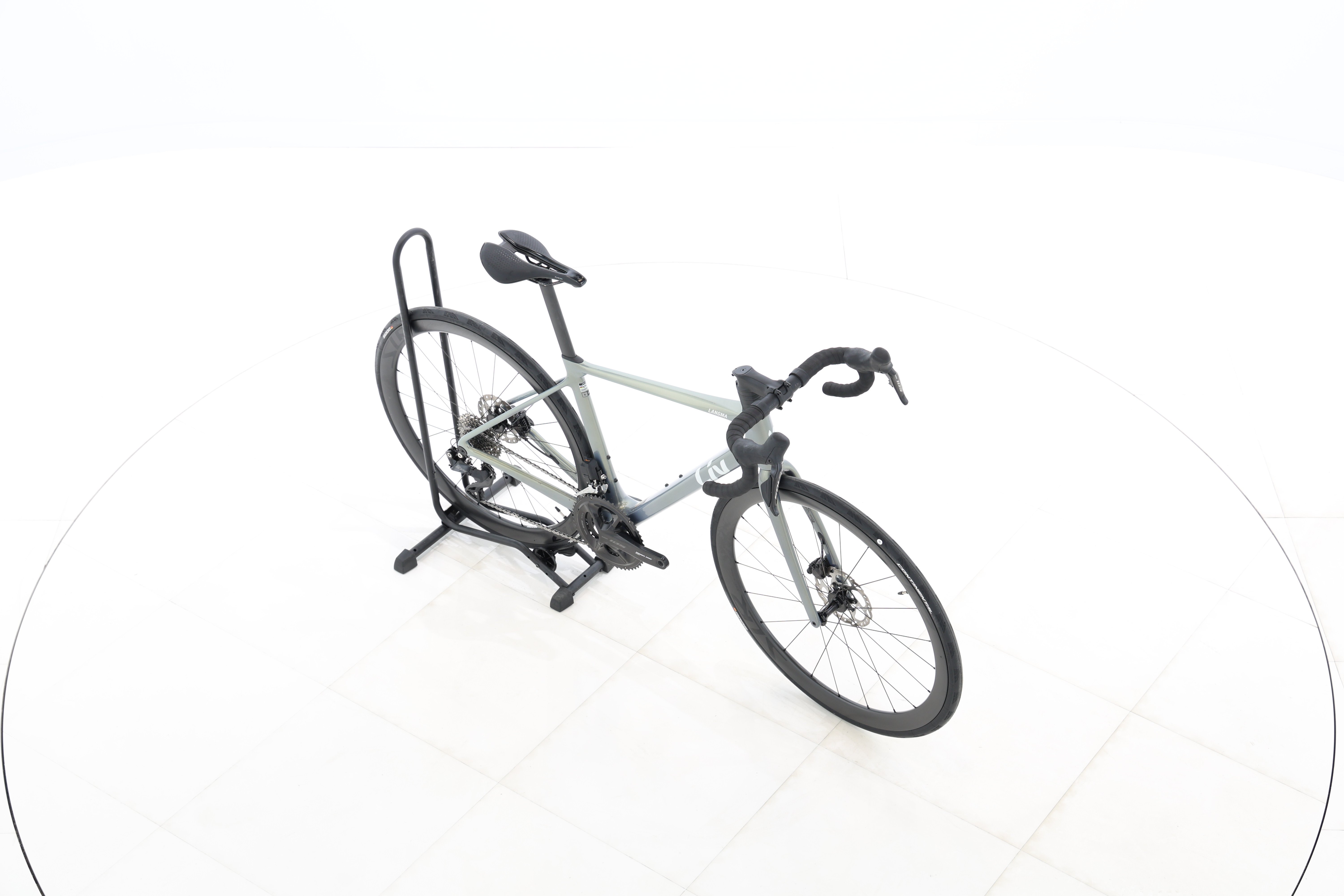 9a24e3f8-2932-4515-aa49-63feebb67fbe