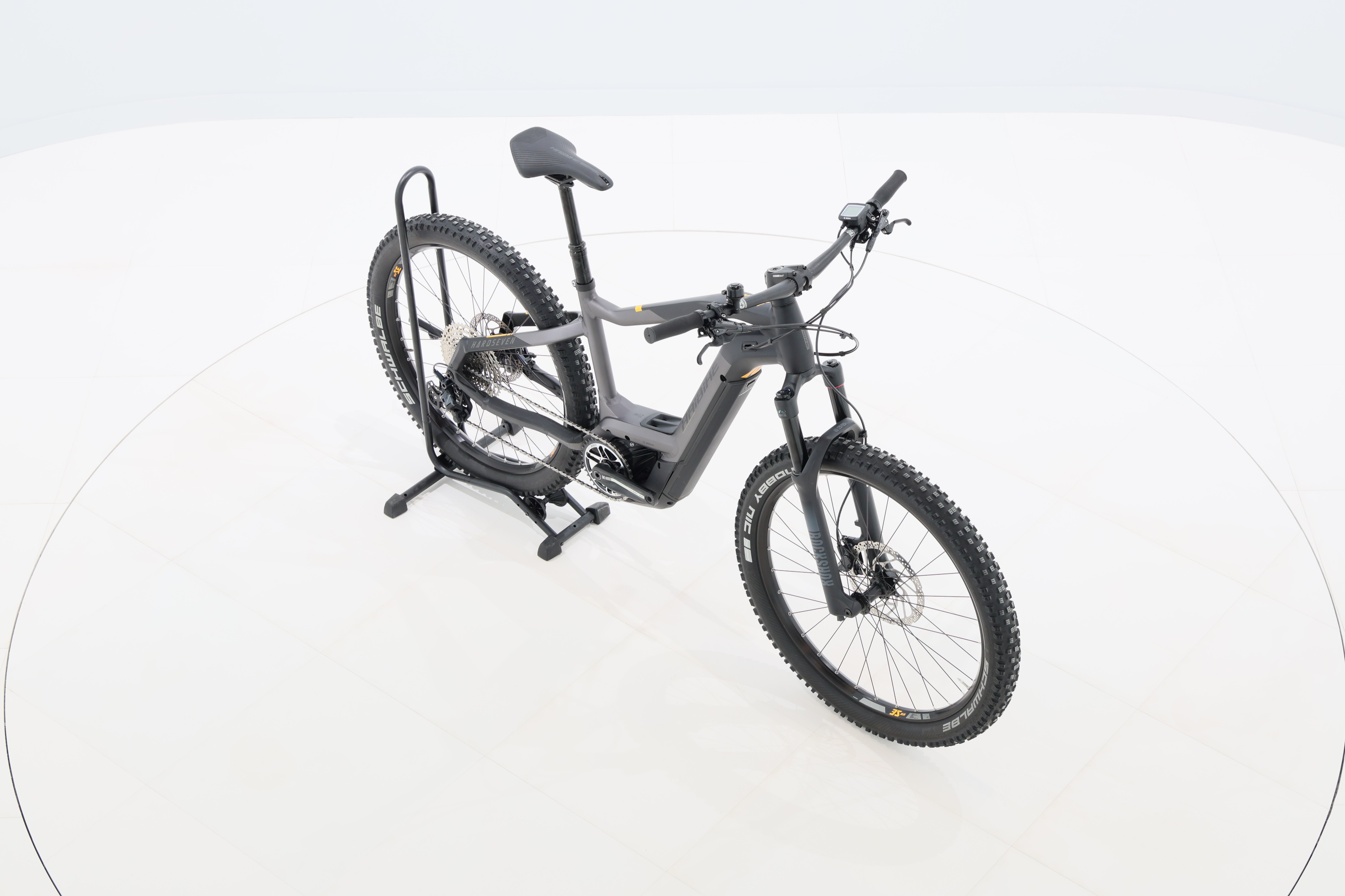 53070172-b66f-4f0a-9c6c-26663e1e0c8a