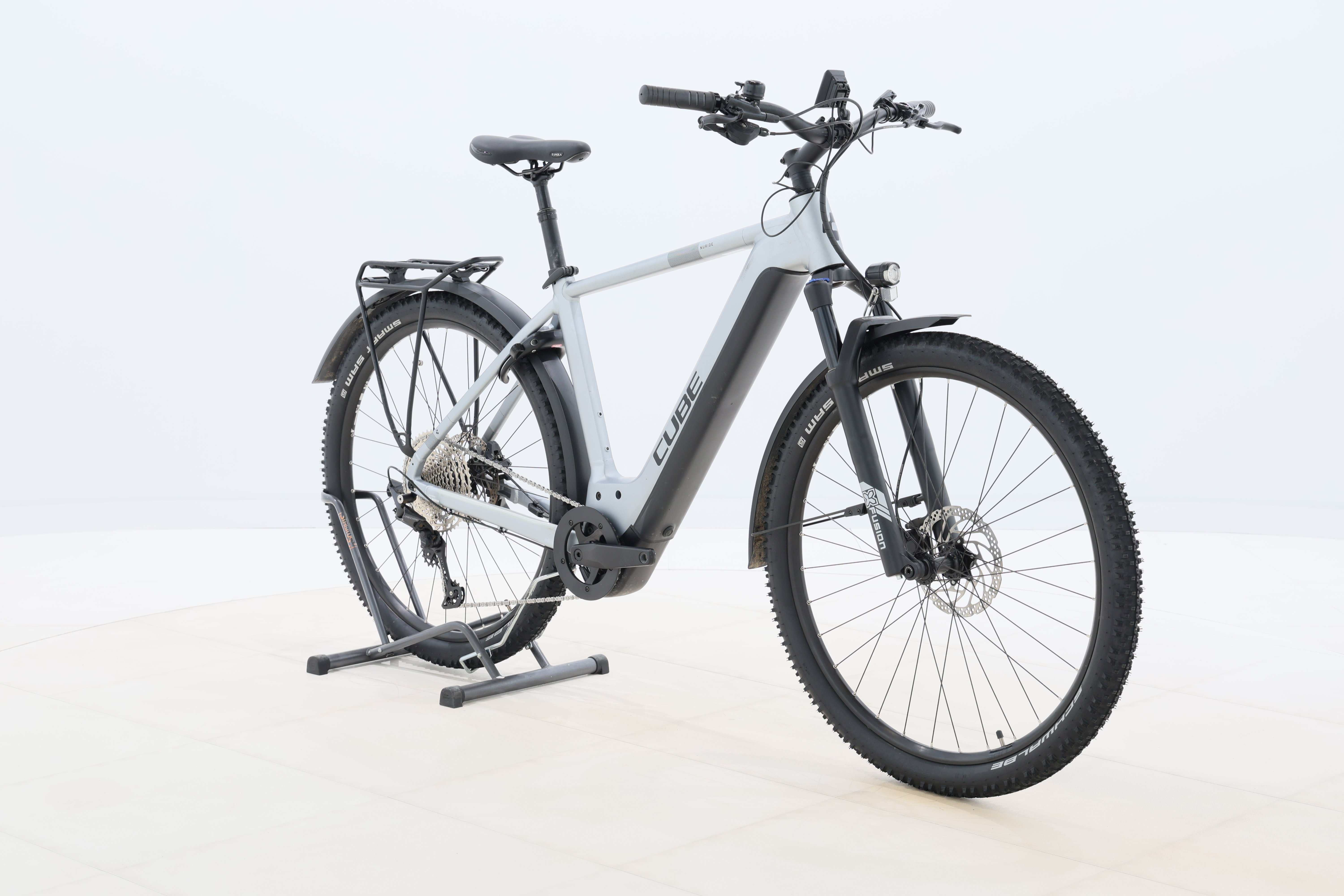 f61a6895-ce60-45de-ae59-2136fbabf5bc