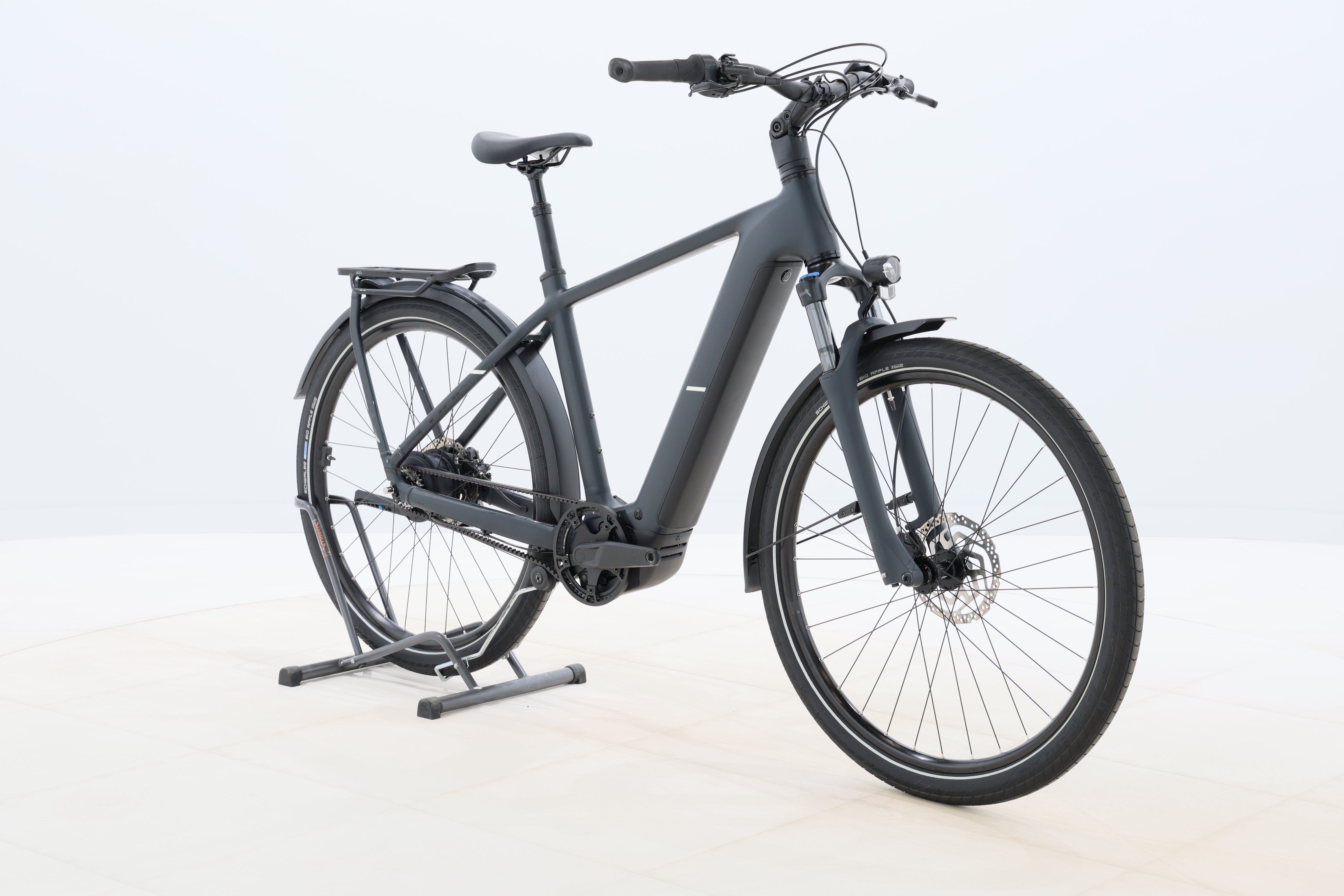 ef8de444-92b3-4e51-916e-4bf985a3b6f0