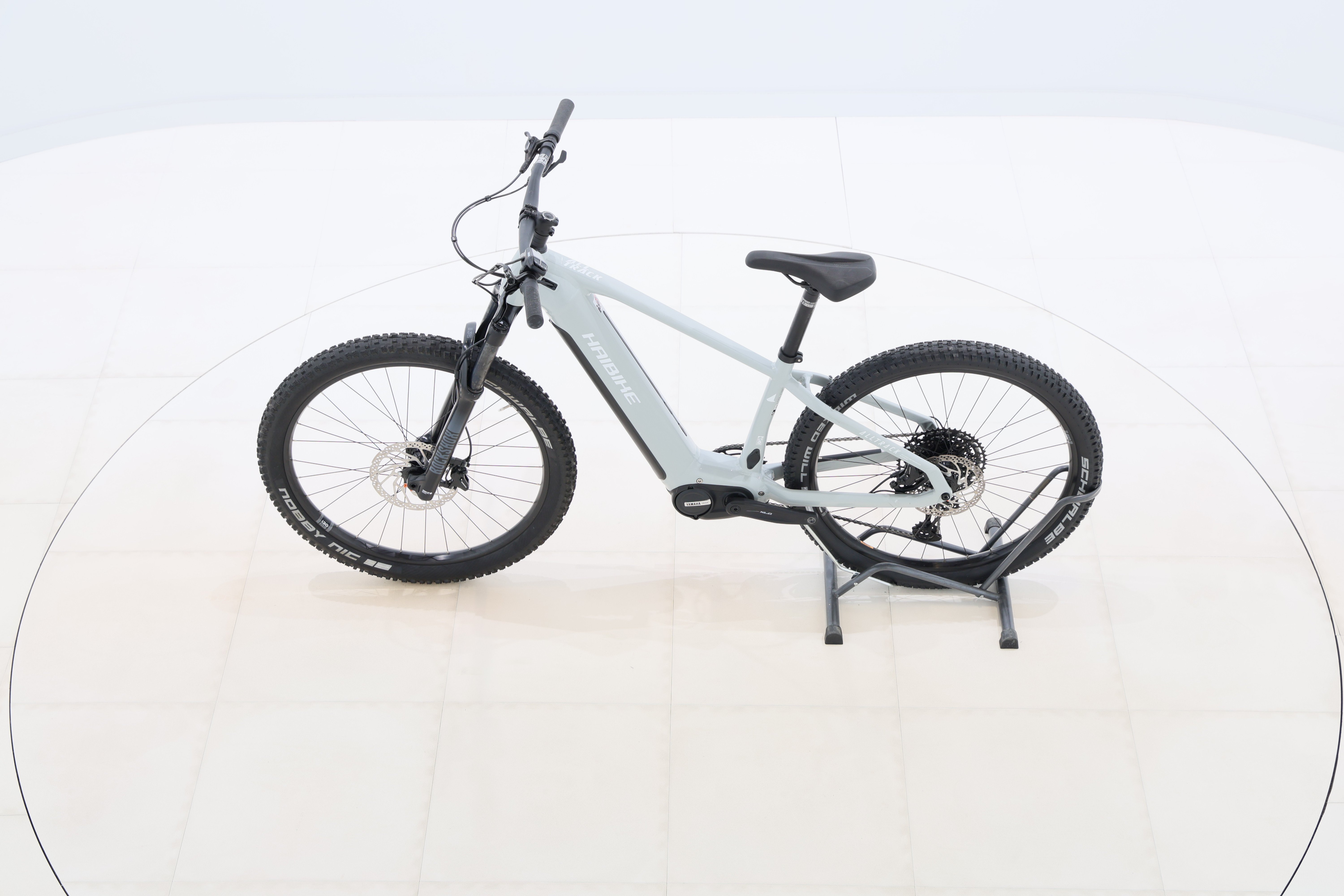 aff0d5a2-5e7c-4834-abf5-7a468142f14d