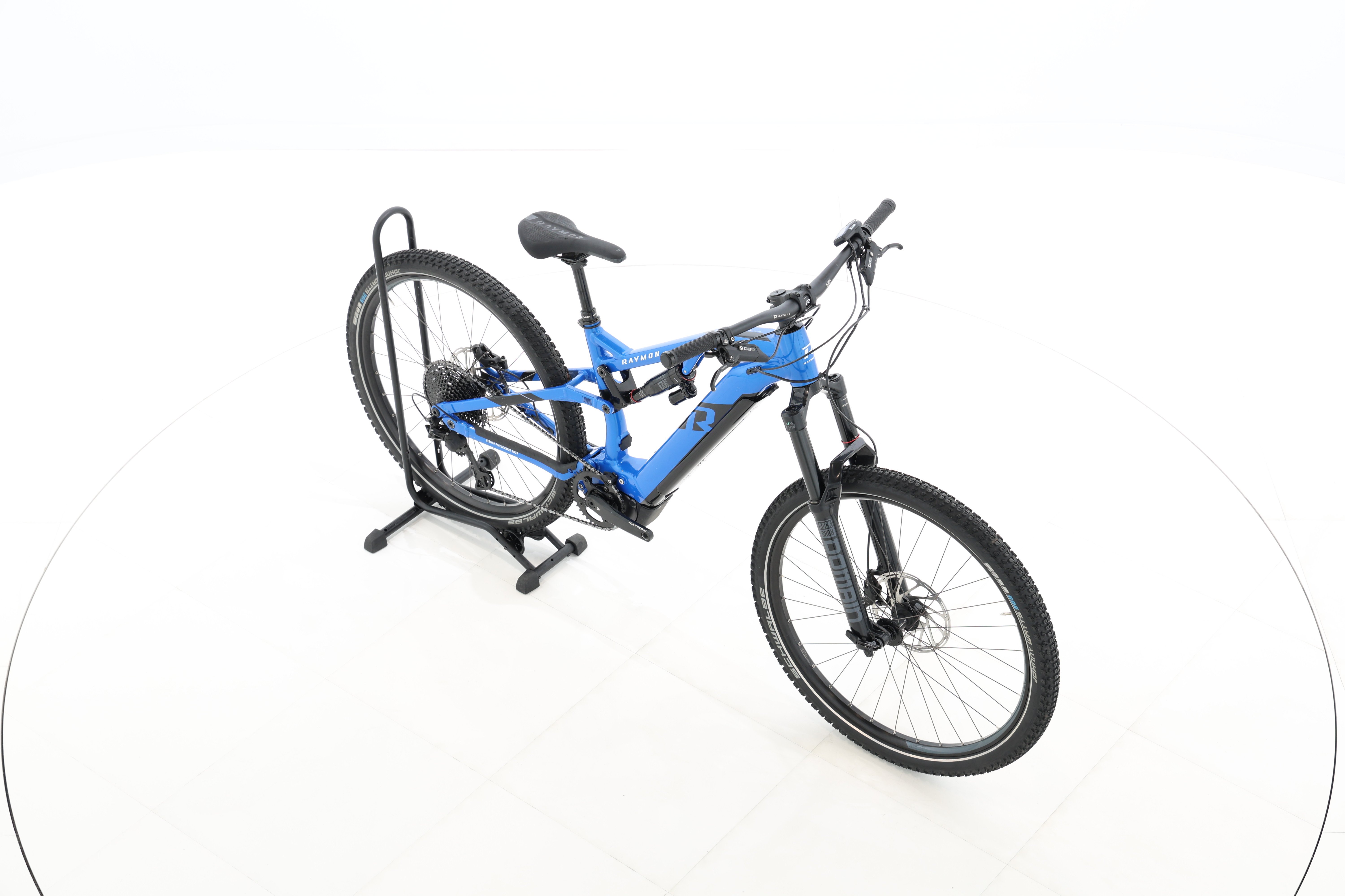 df65eec3-8635-4155-b47f-e588a70d3a38