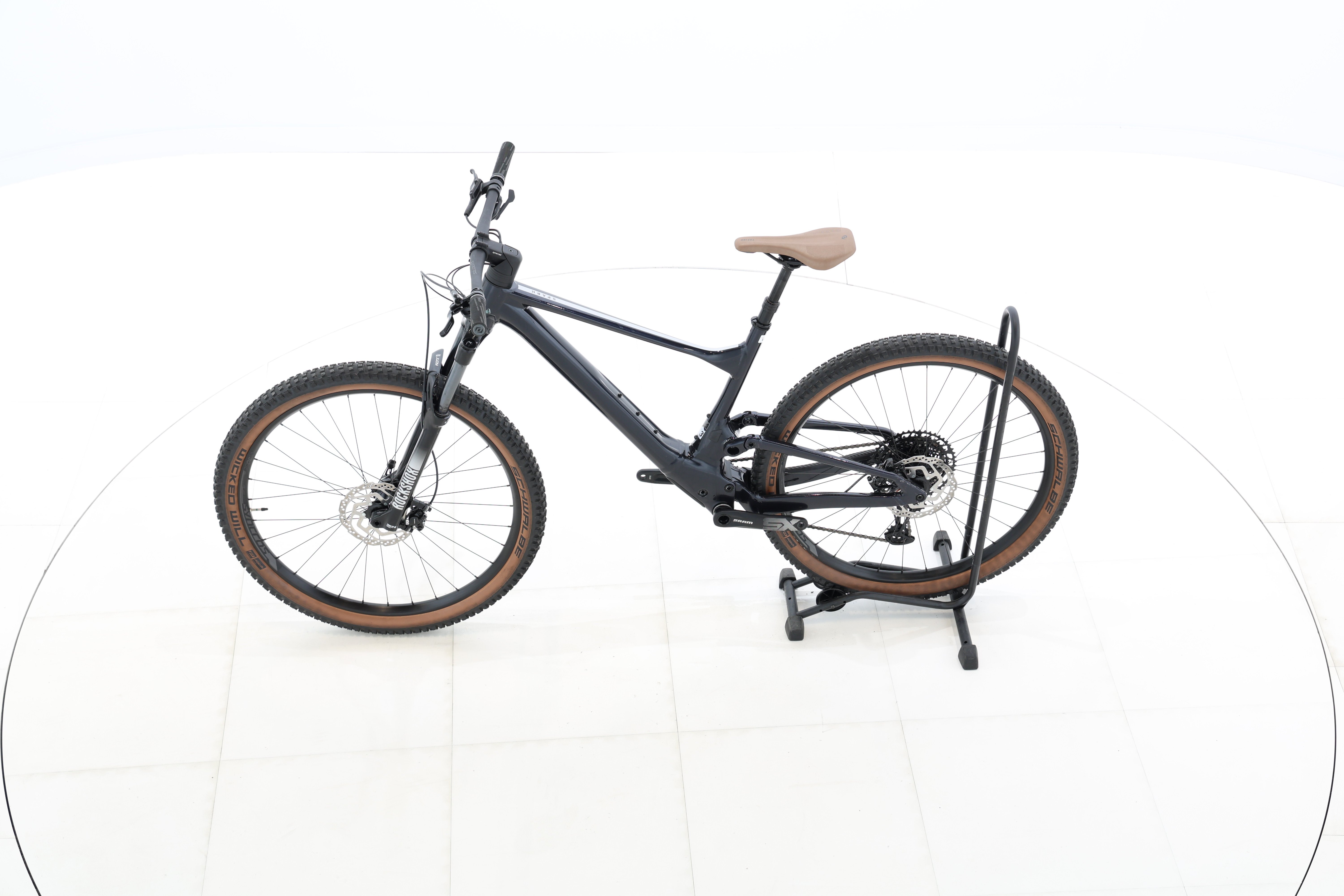 8627a065-e233-438e-90d3-f113eedda50c