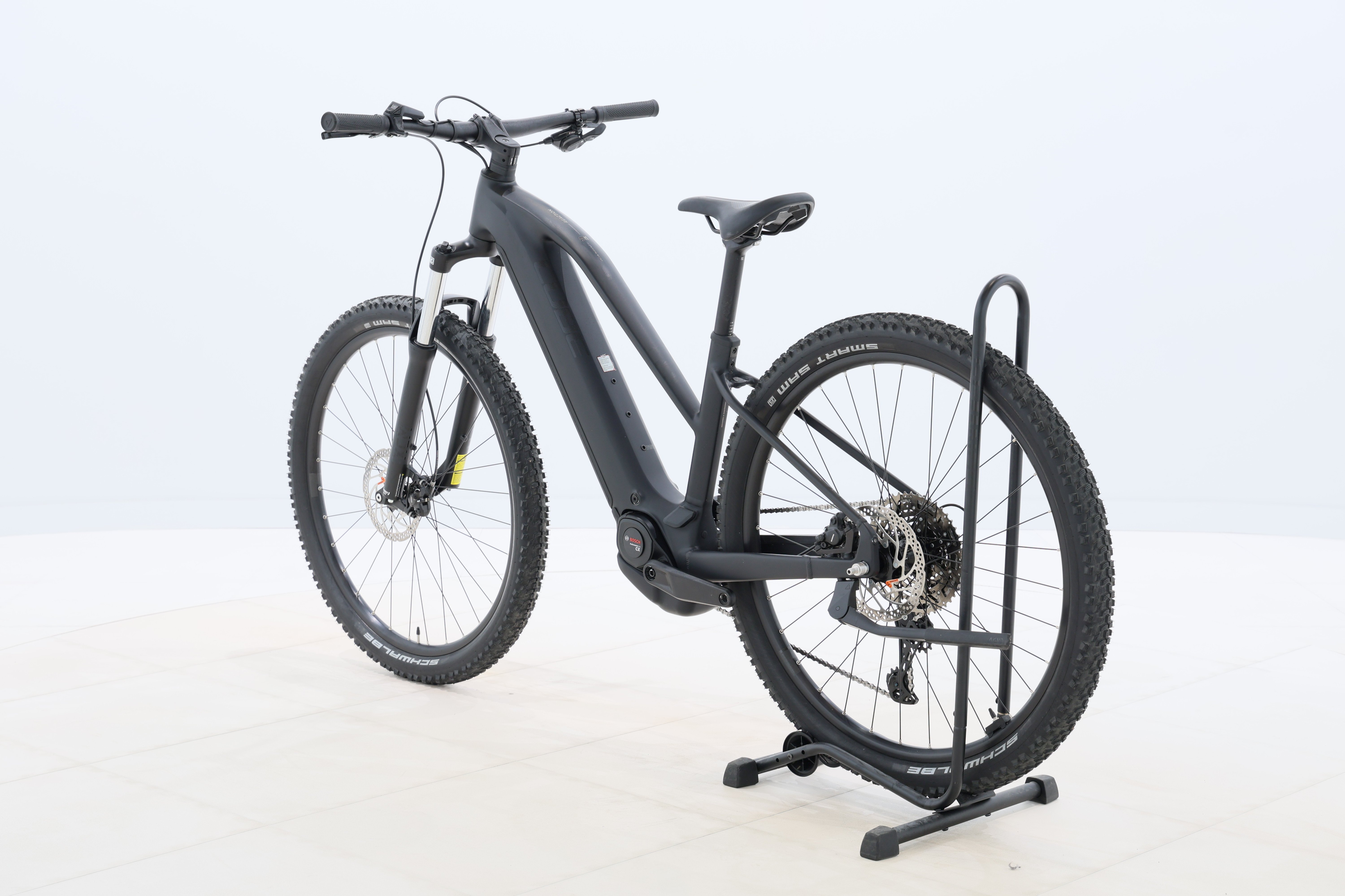 b064ccde-67ce-4788-85f3-507fe360826e