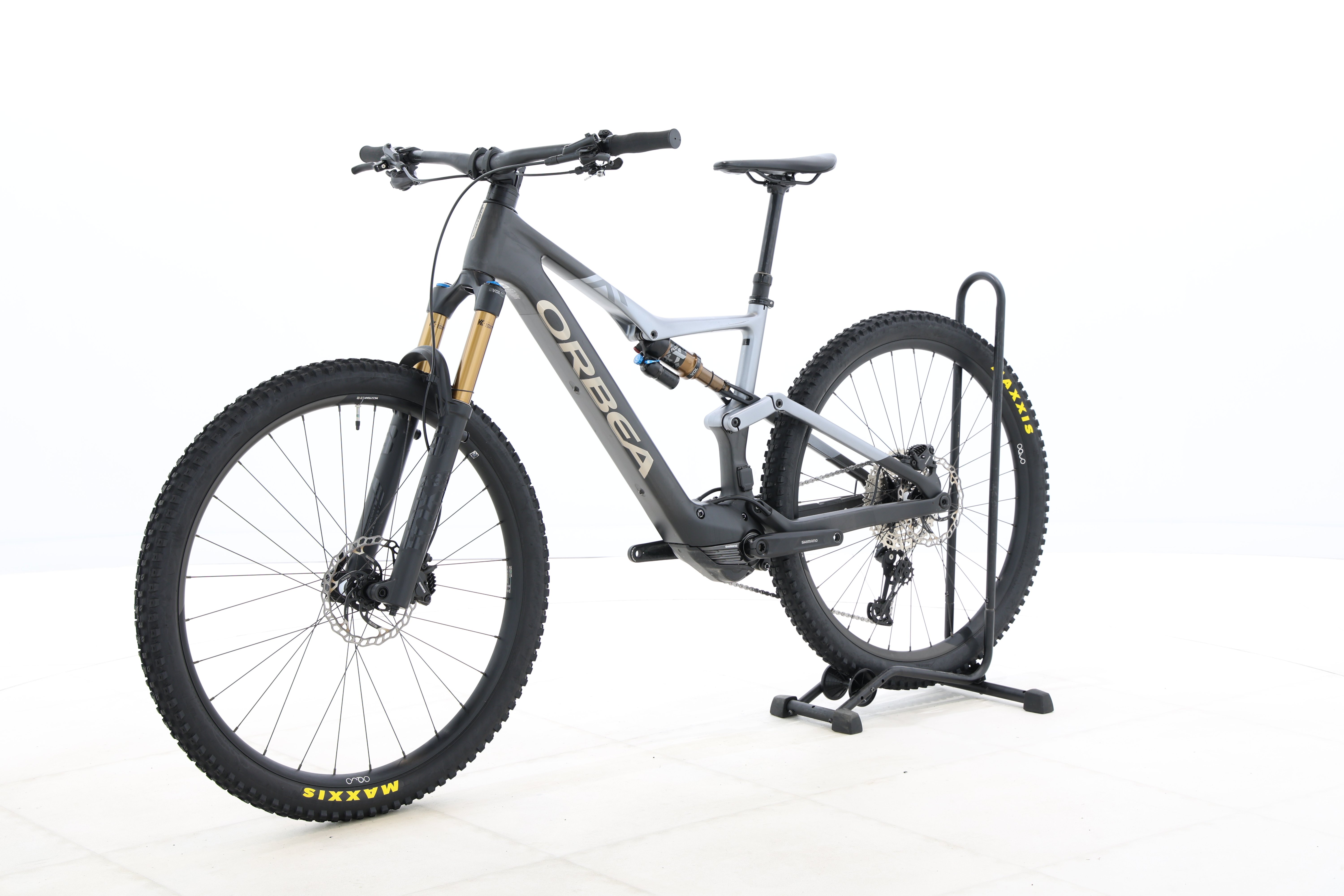 a7e2c649-1f3d-48b3-8a1f-921141ee0e4c