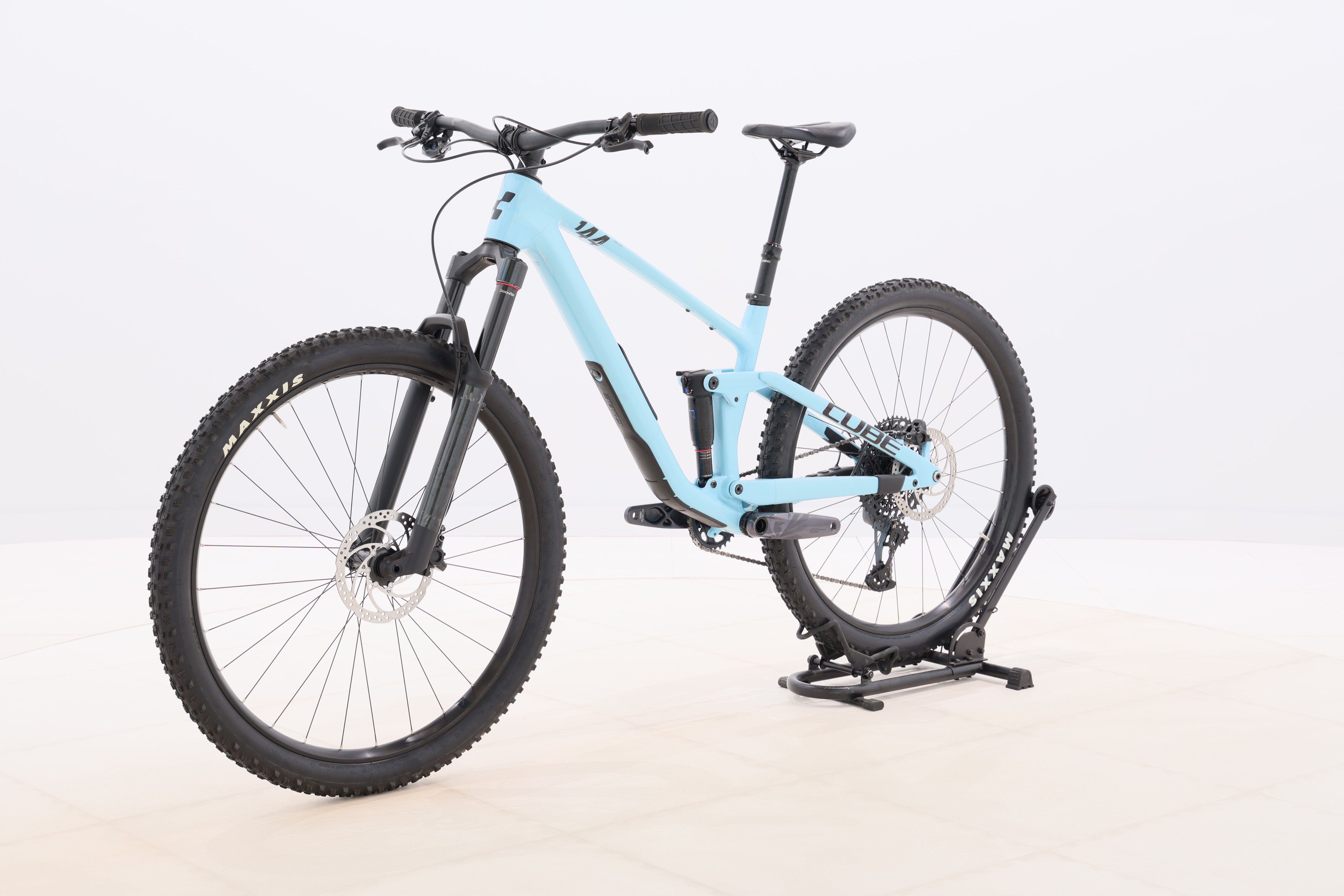 ee7d2346-6887-4deb-a298-1c65b69161a1