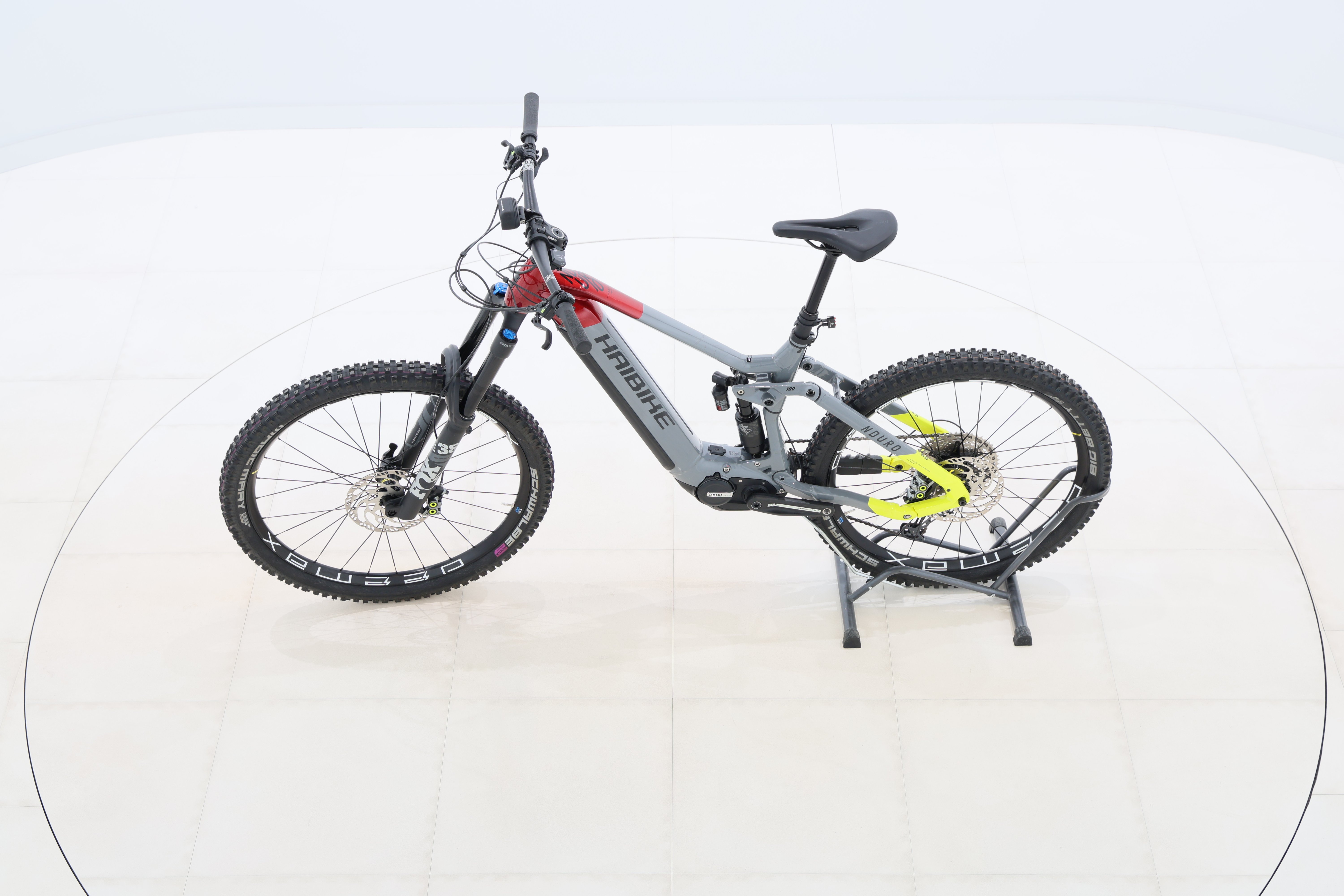 1913b9af-06f5-40b5-a795-e6559bc2187d