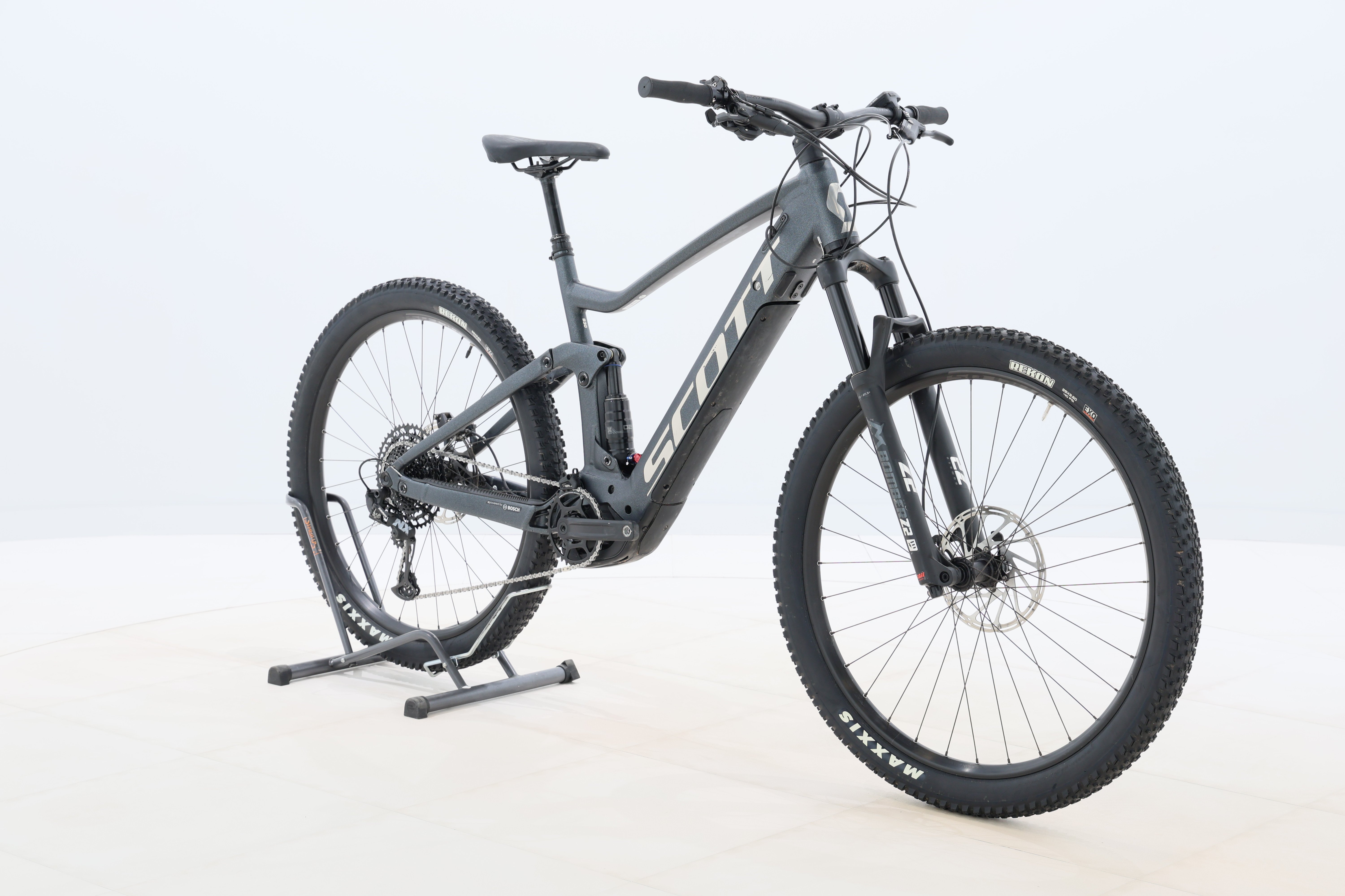 1e6b65de-3339-414c-a4bb-29909991a1b1