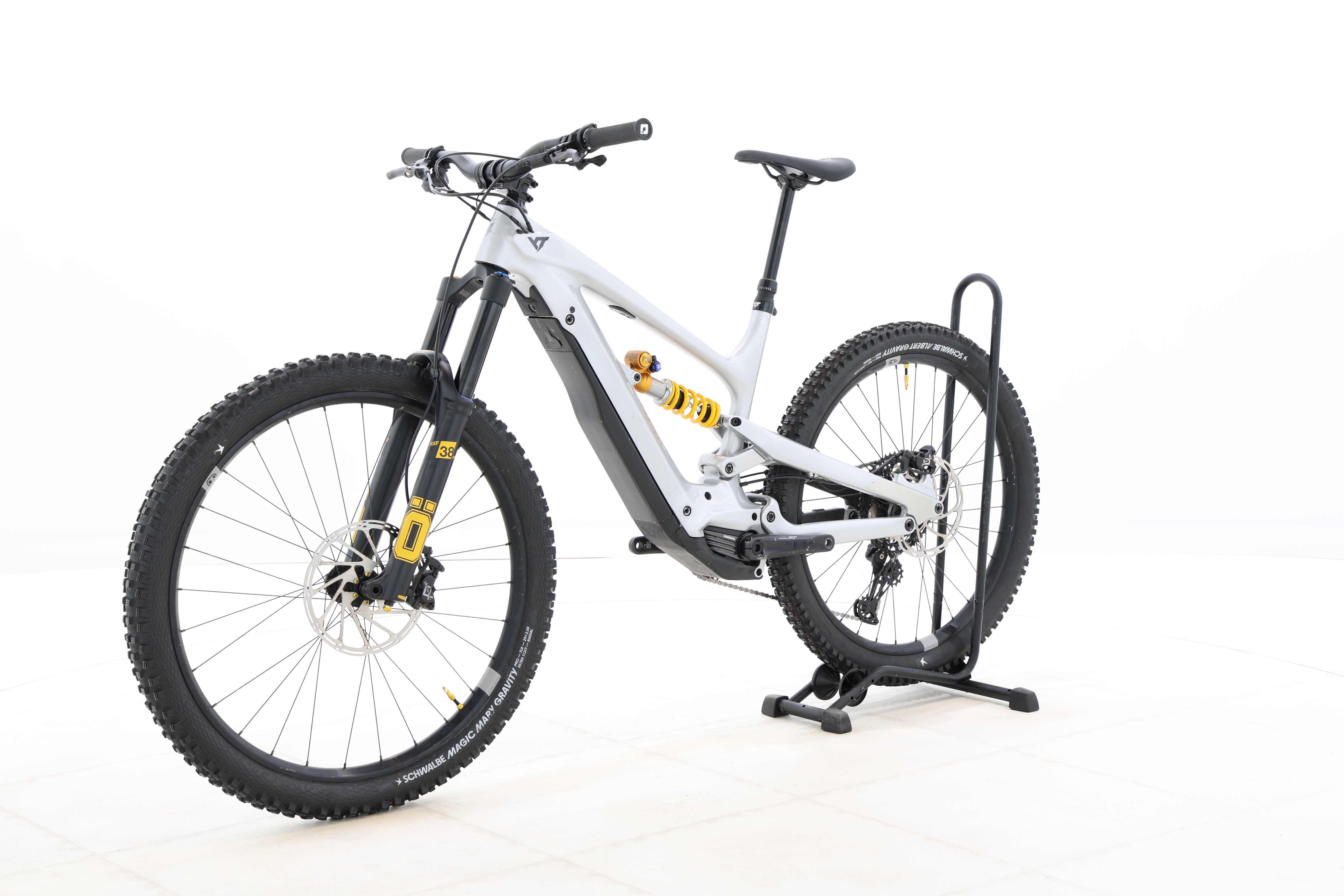 63db8ed0-d08c-4f96-a3cb-8d8db9bdb505