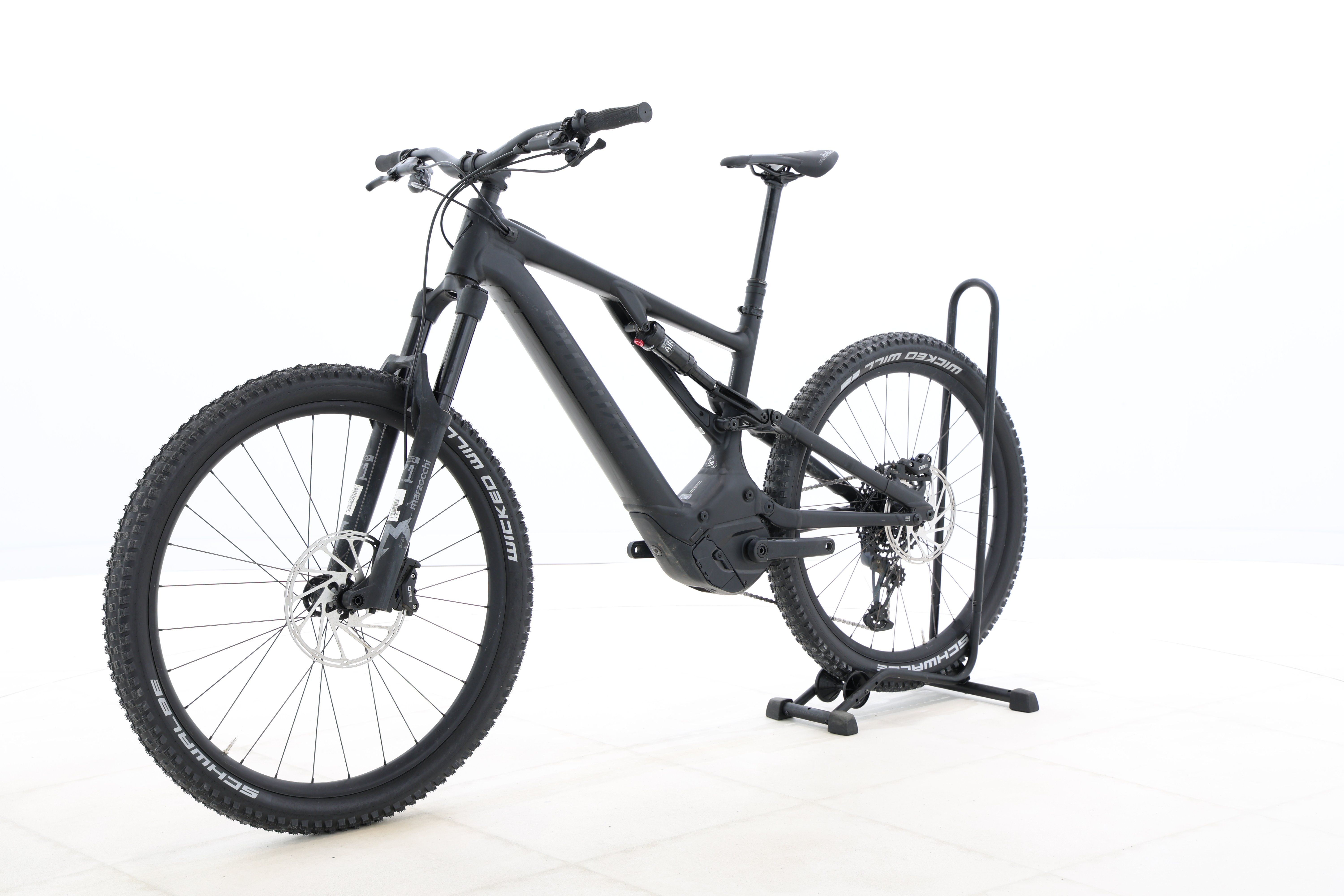 df0b311a-3d5b-49a8-b301-ae3b76e58722