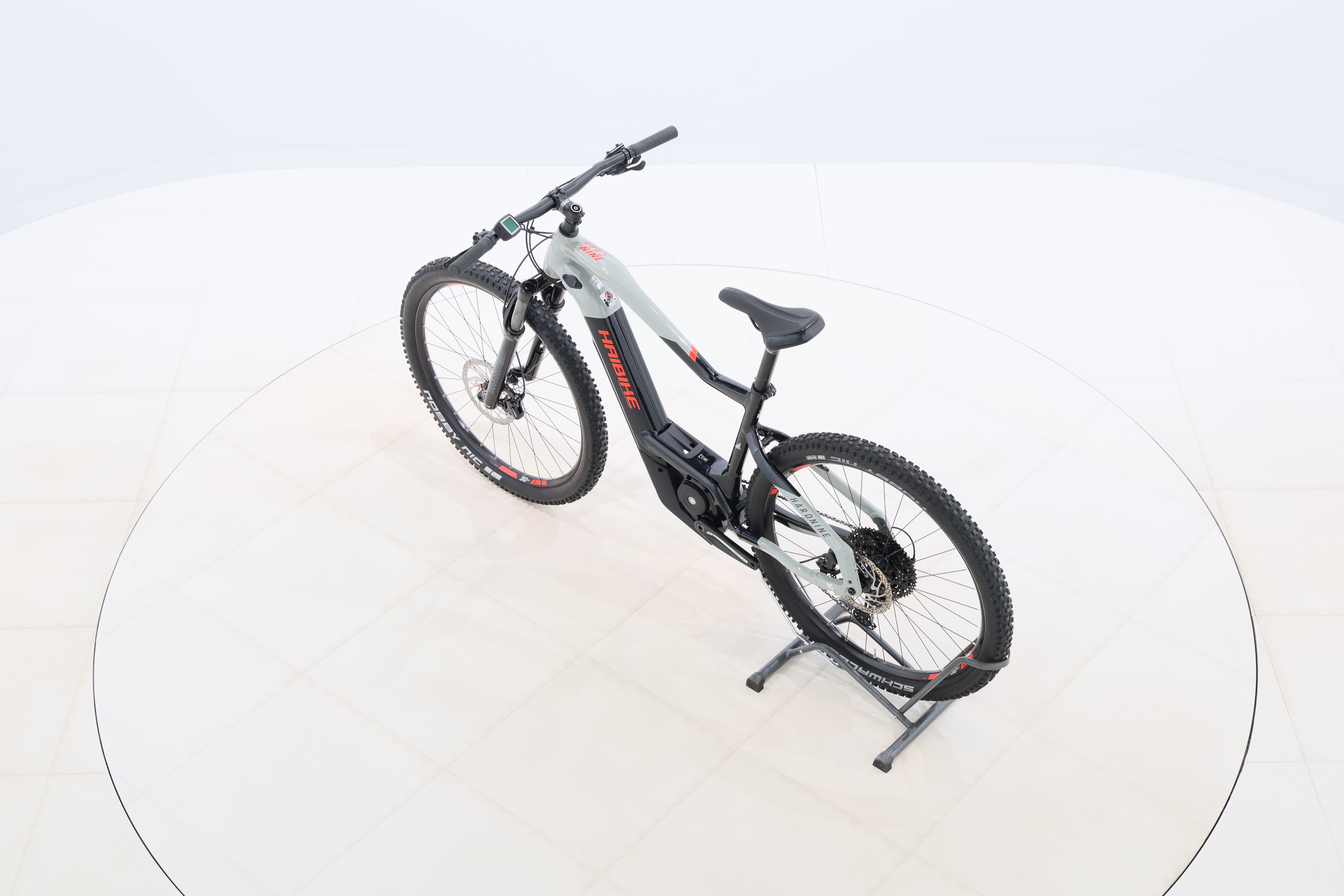 c8bddd2f-41aa-4e9b-9f63-83ba1d2326b4