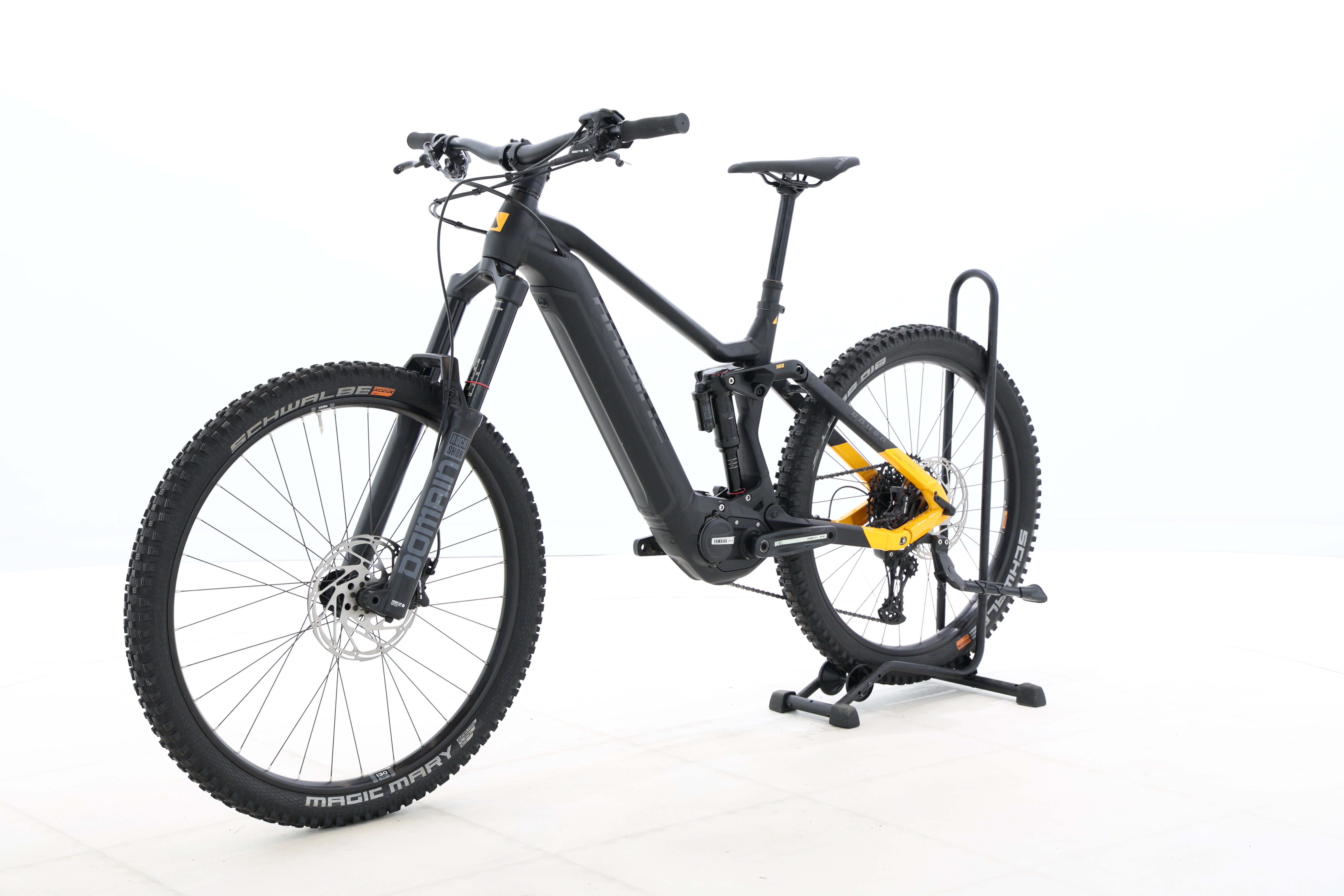 28ca3253-f49c-40c0-b93d-28f7291cf3b7