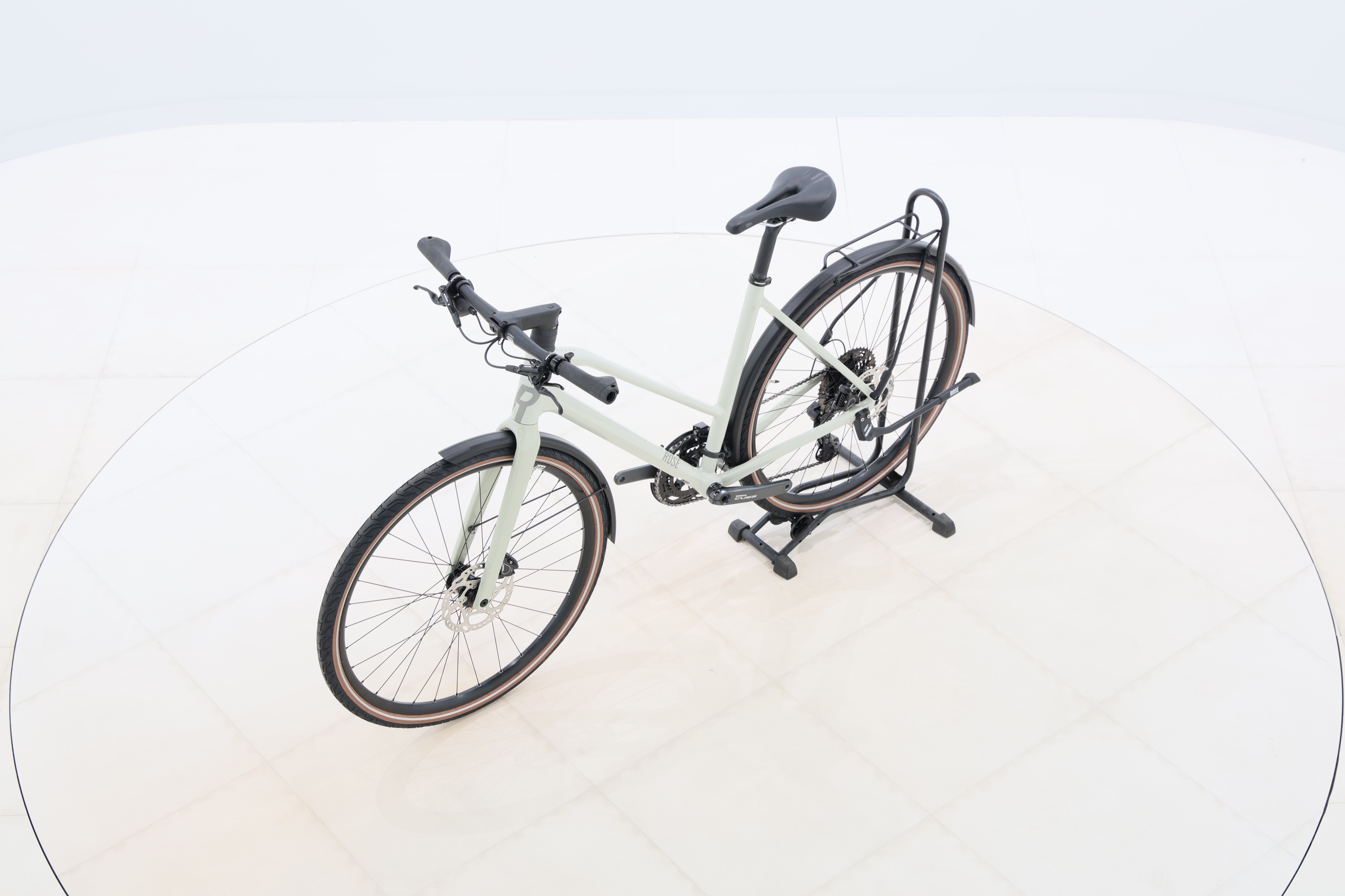 c13c8efb-c500-4002-ab5d-cee66c3bafc2