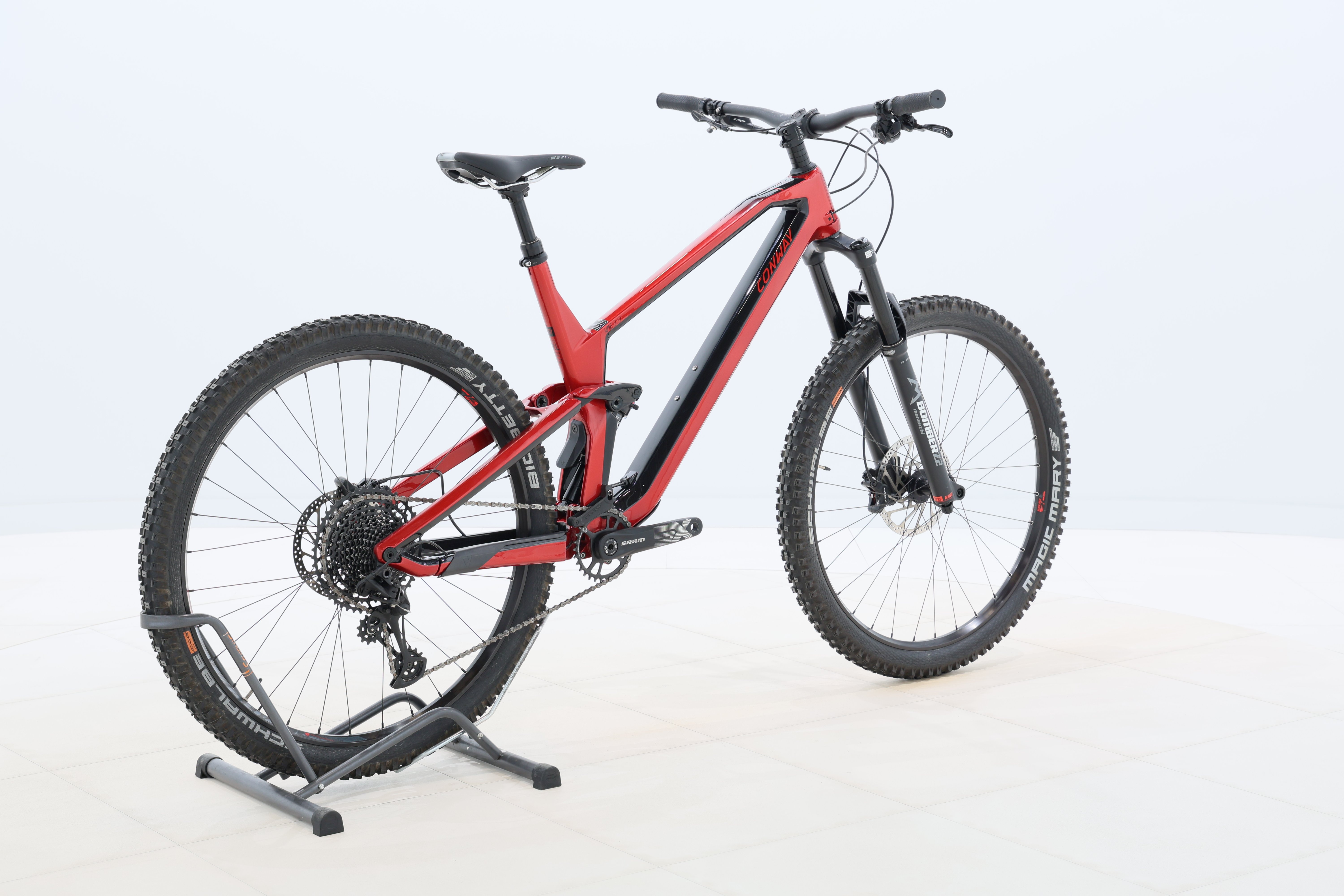 0f8aa53a-6333-4e8f-a3a9-024621e0f8b6