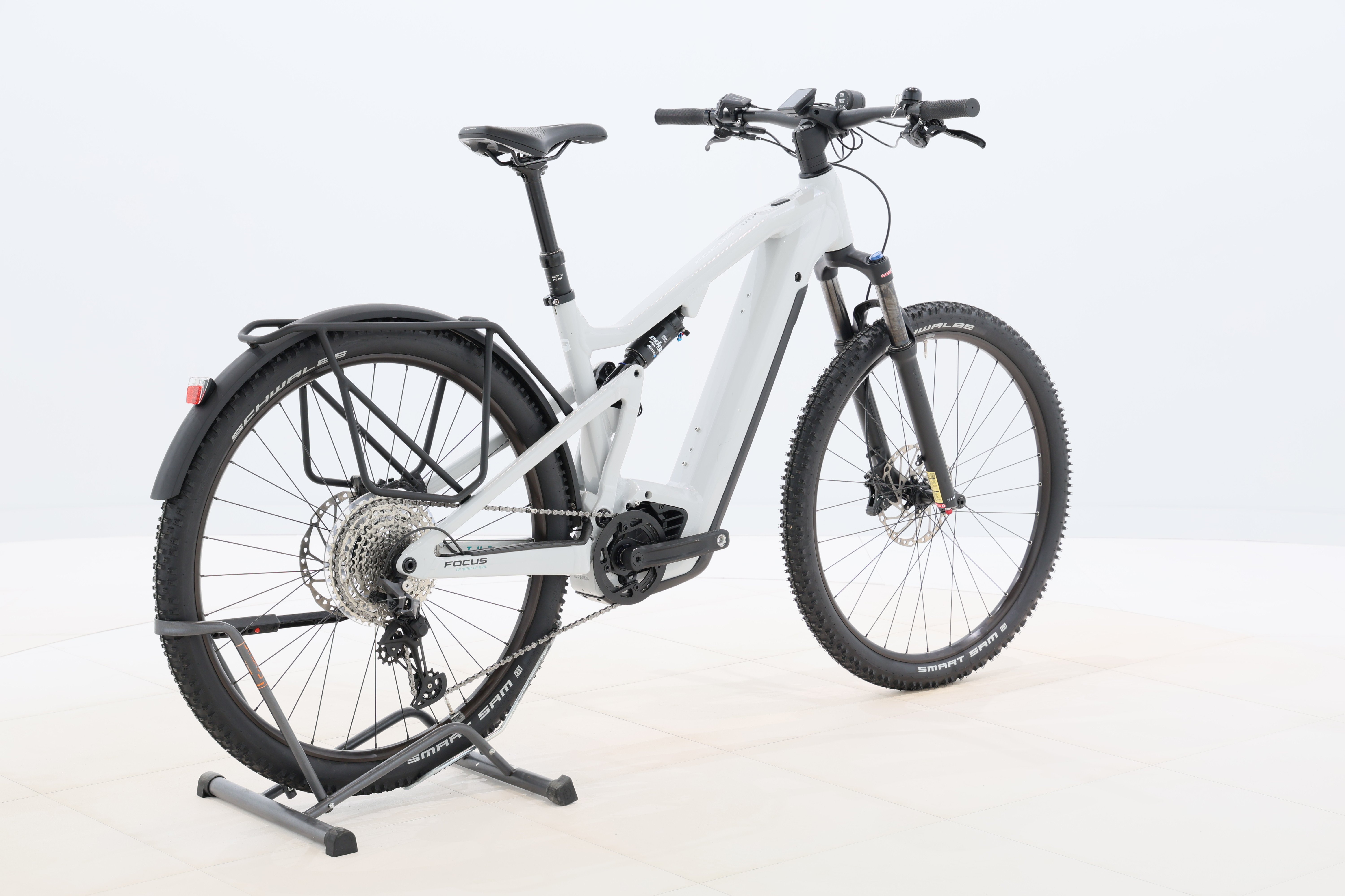 1b80f0ef-ce67-4db6-87ad-8f205bd2920e