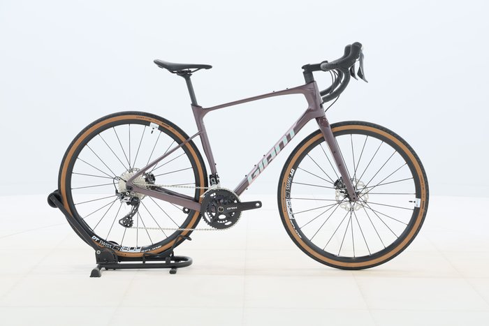 Giant REVOLT ADVANCED 0 2023