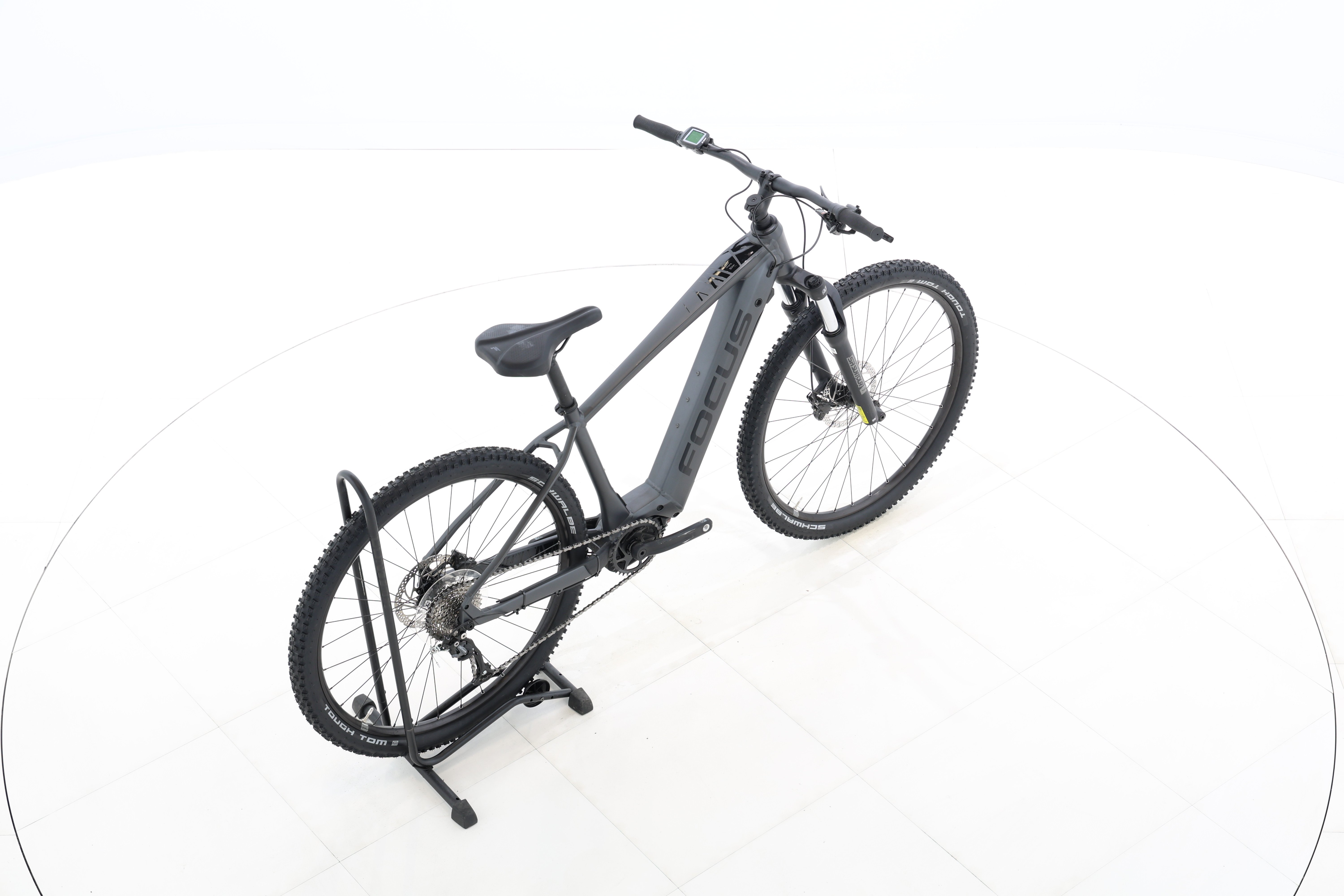 8bd99f45-a99d-45fc-8365-d68b9d64432e