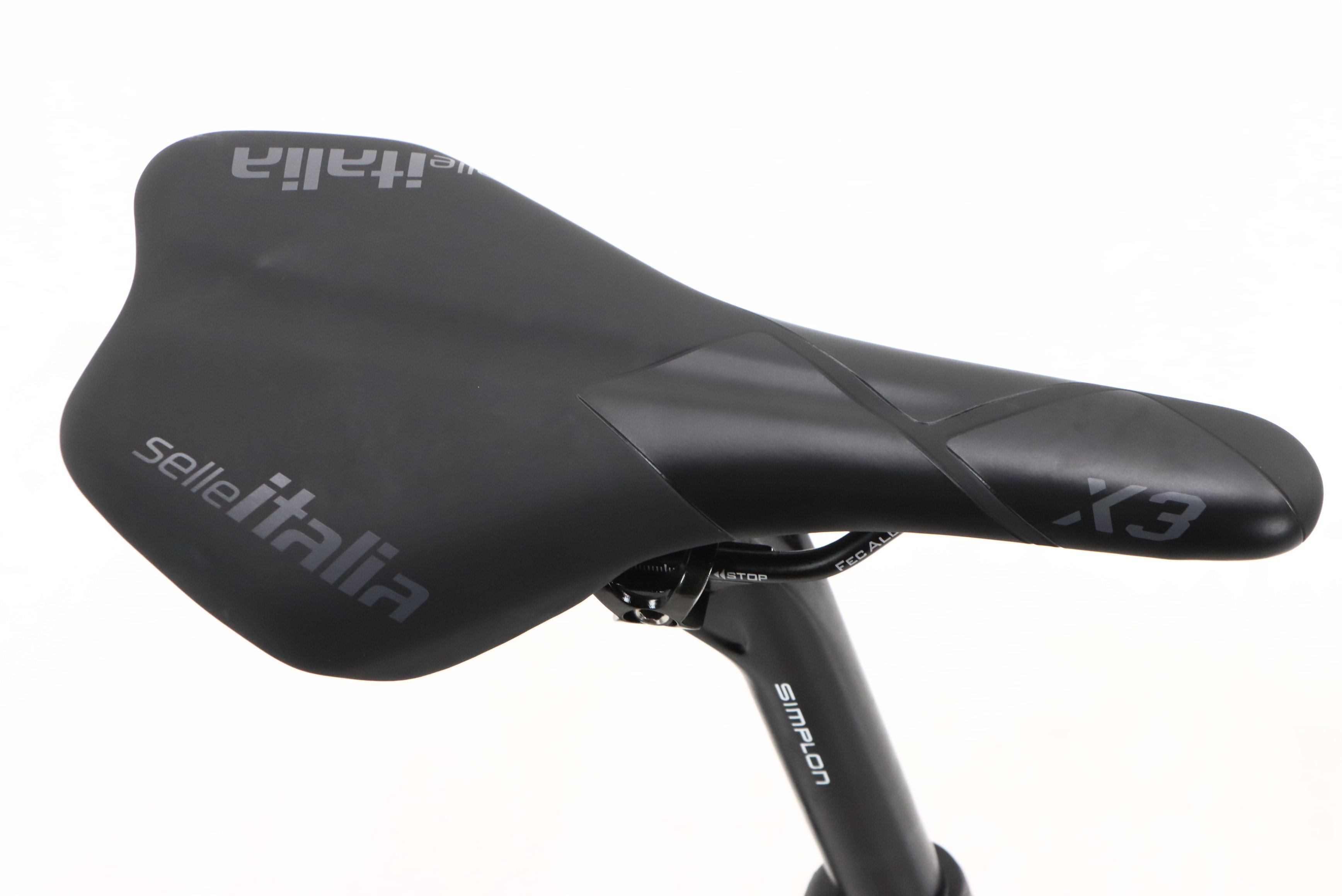 2bd38bc7-ceff-4e09-b4e8-8b89cf5e4d84