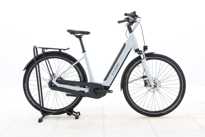 Cube SUPREME HYBRID ONE 500 2023