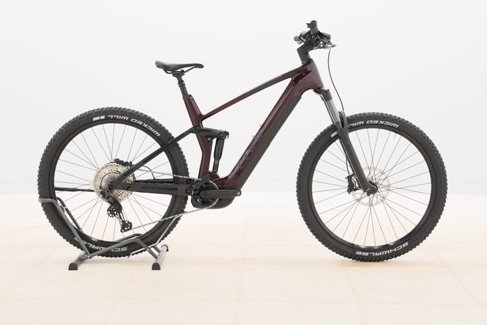Cube STEREO HYBRID 140 HPC RACE 750 2023