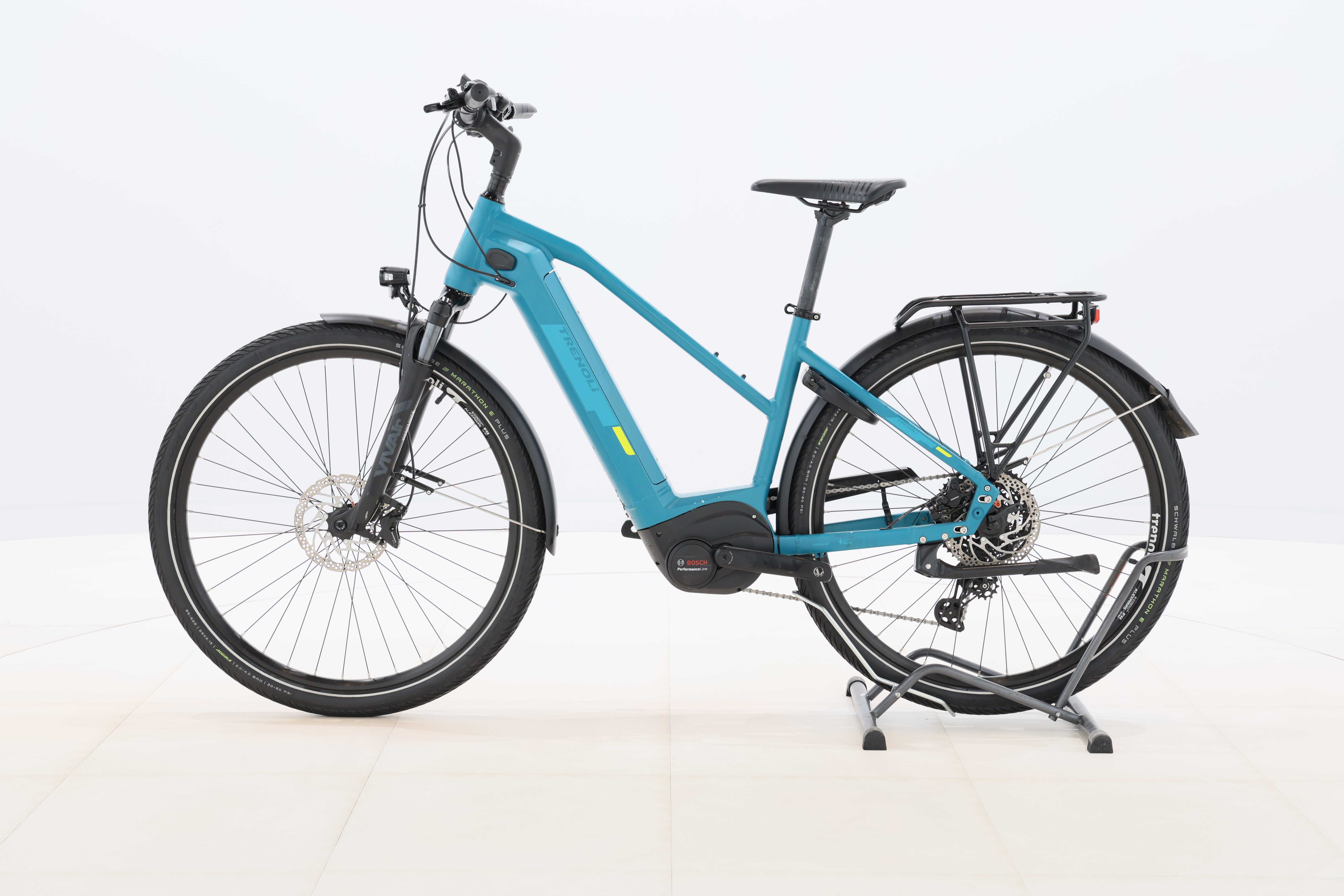 0440db39-833a-48b1-9fc3-b6e0a16c9ef1