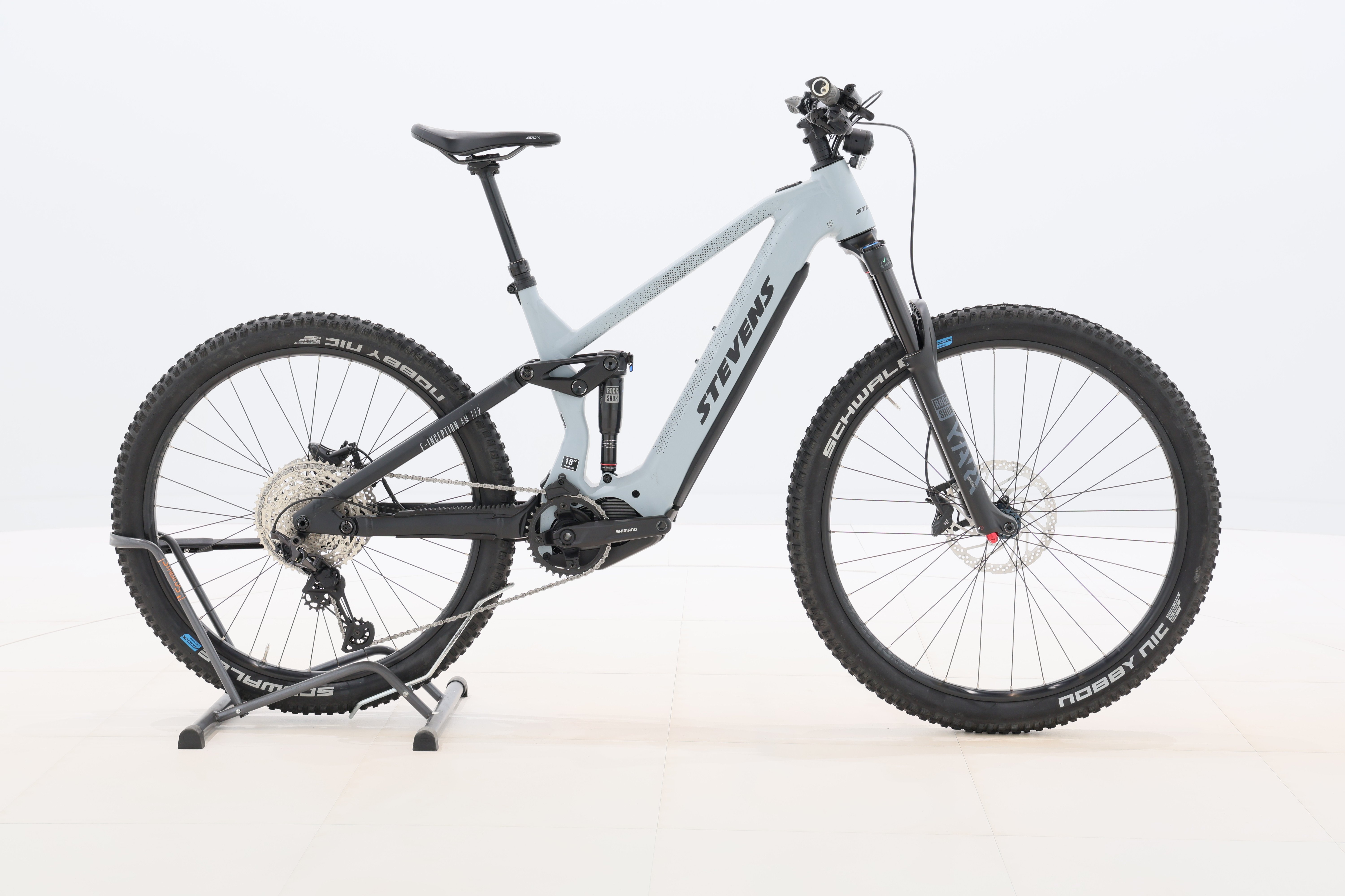 07084575-c108-4c9b-8df8-a72023dc1d1c