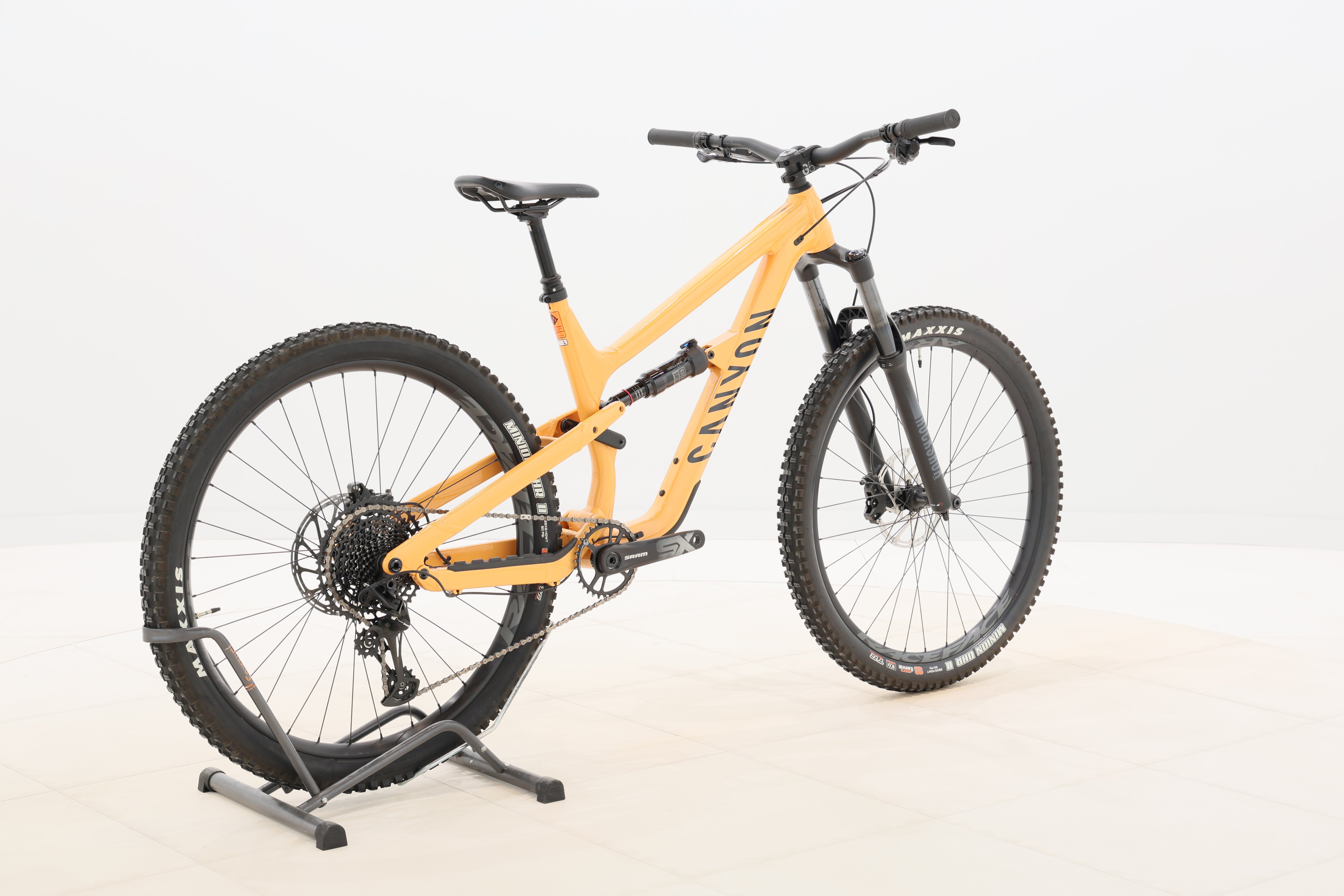 0ec49b86-2dca-4b0b-b70d-4d60b0f1e447