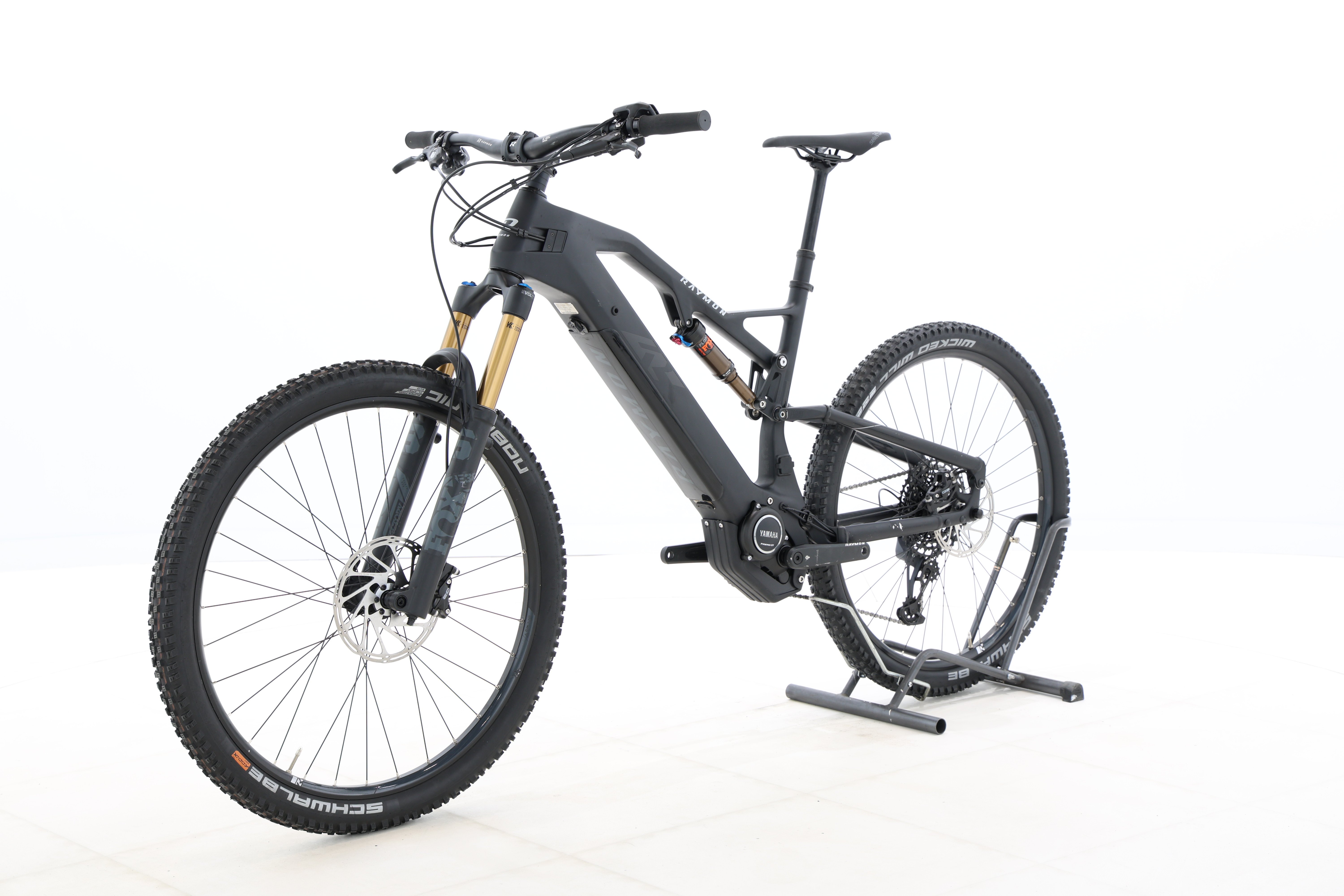 99eee752-b6c7-446f-91d5-3d5da962b314