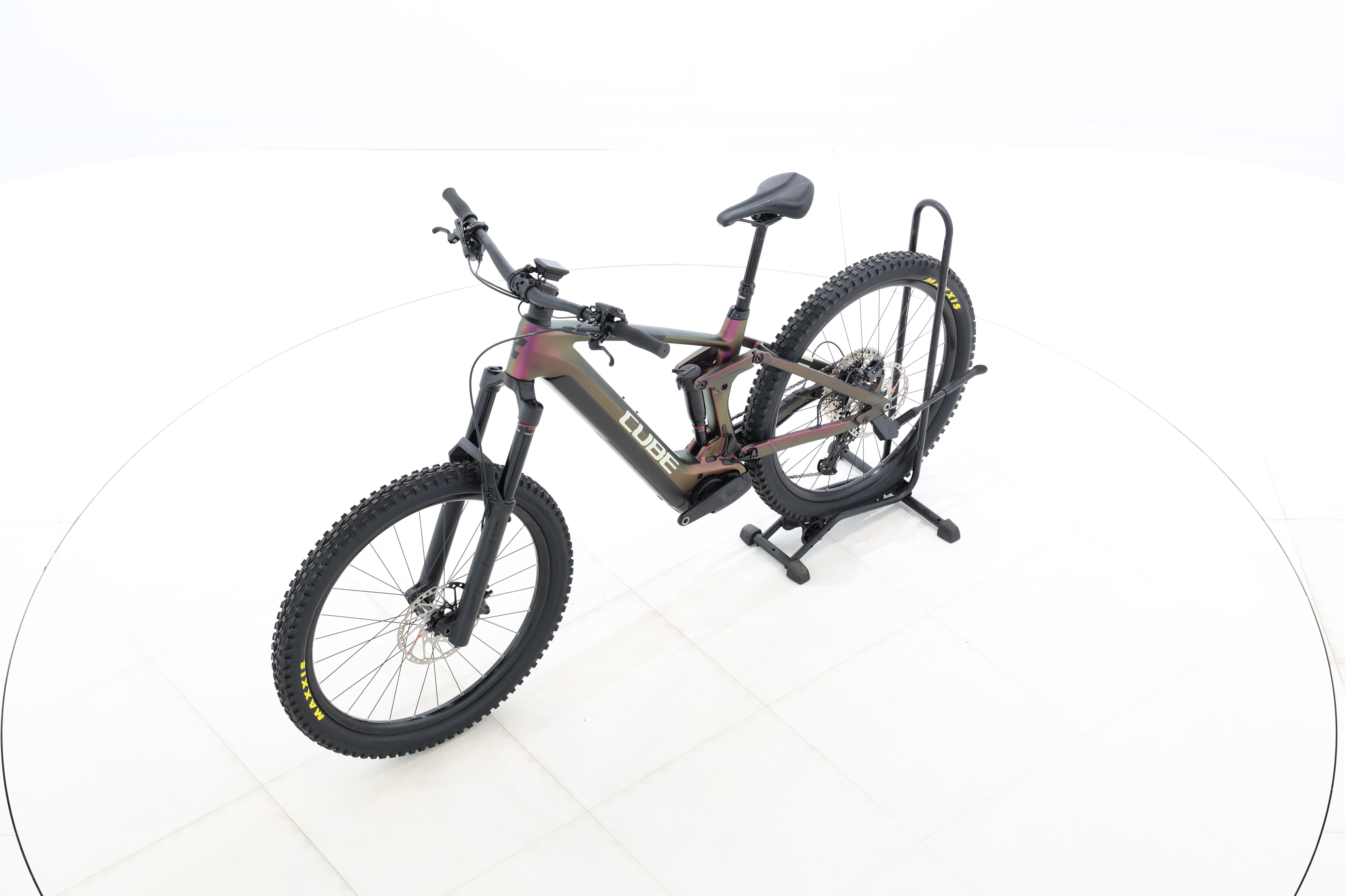 e50c3ac4-d6f7-43b5-ba4b-40df71c7685b