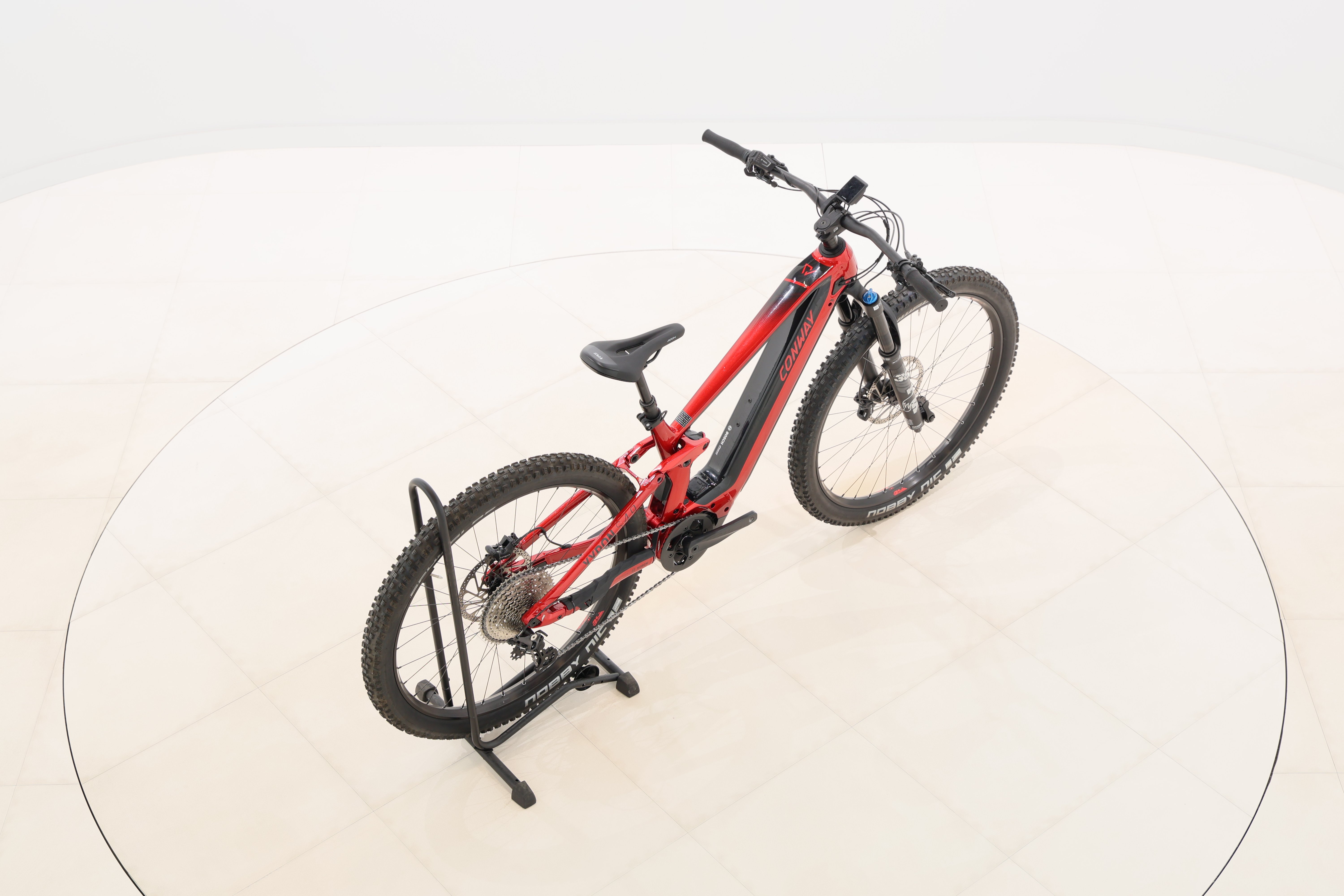 687fb070-4d35-4167-a285-320132f5200e