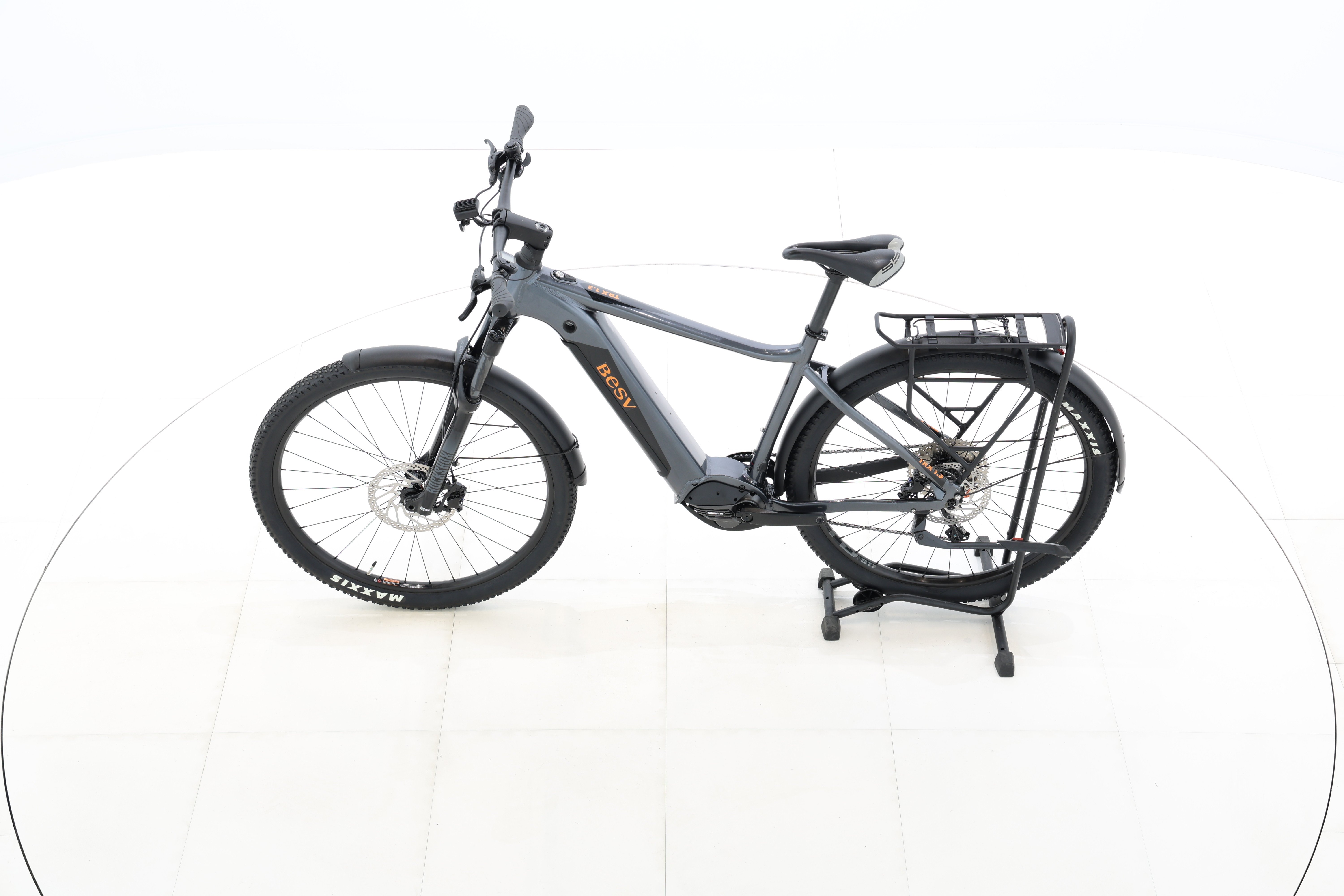 f300cdcd-2fea-4d19-8935-def7b5e5f5e7