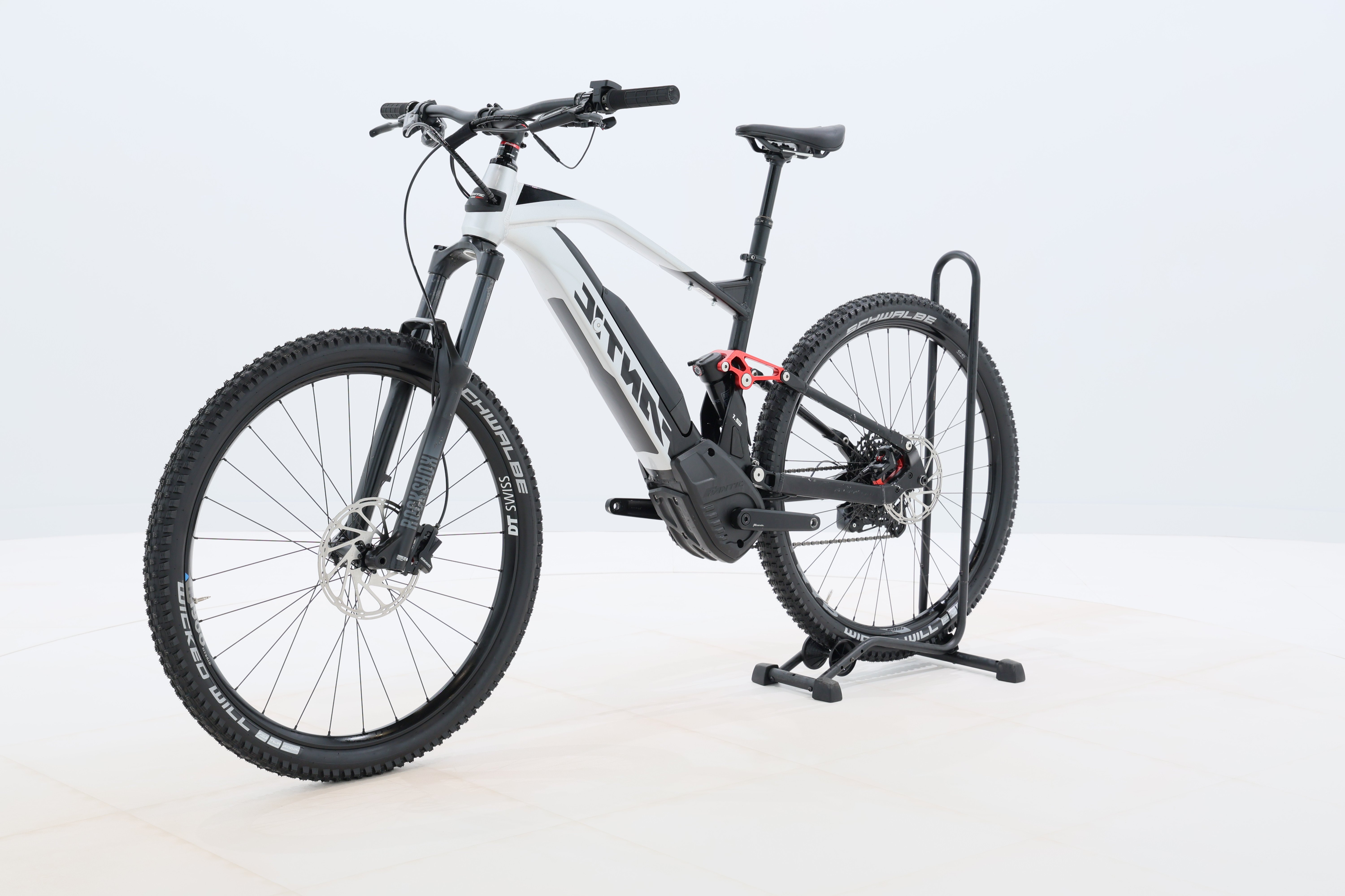 37de155d-74ce-4dda-8fc8-16246d6dd377