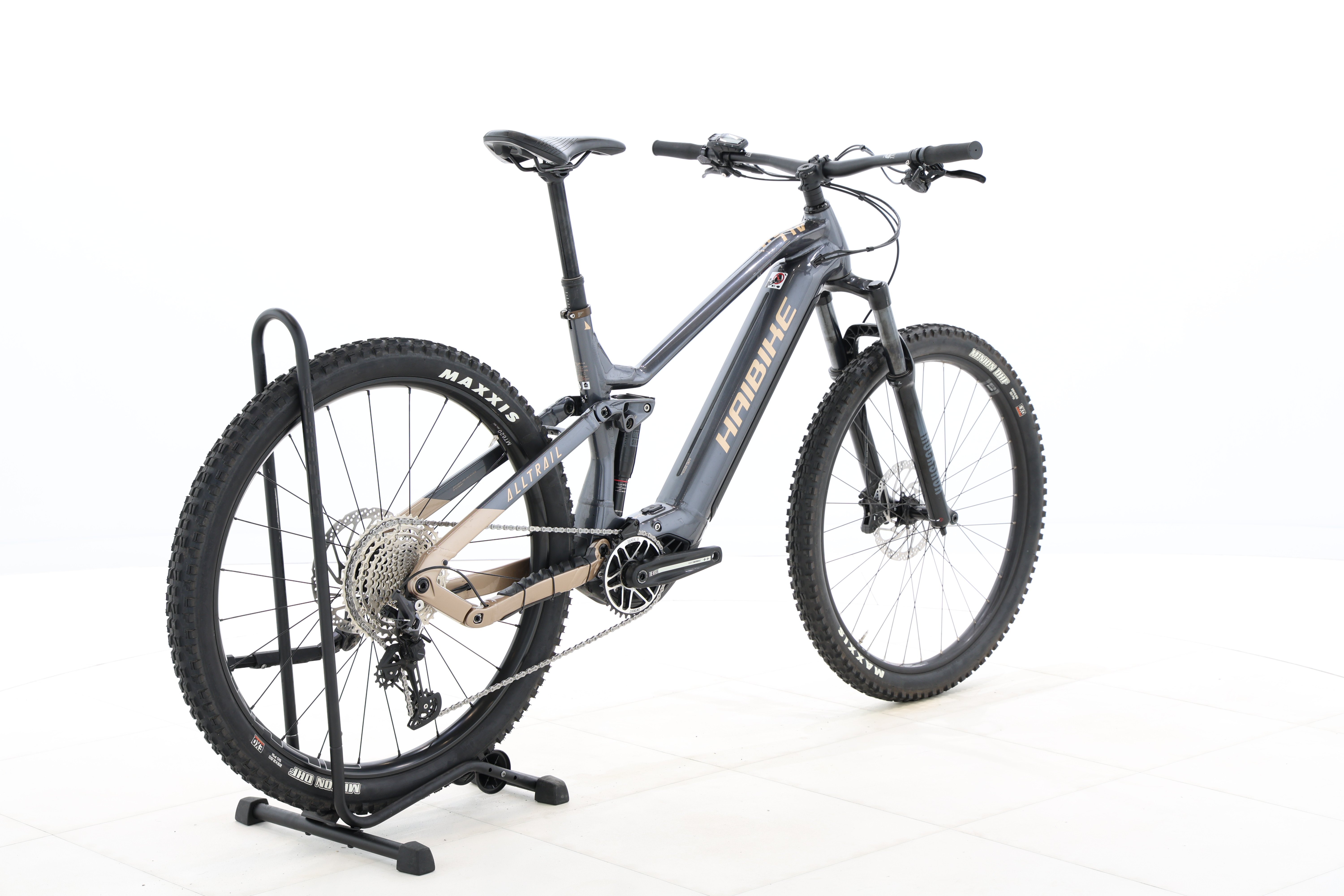 1663aa9f-5ab8-4e10-a840-bde95ddb70c2