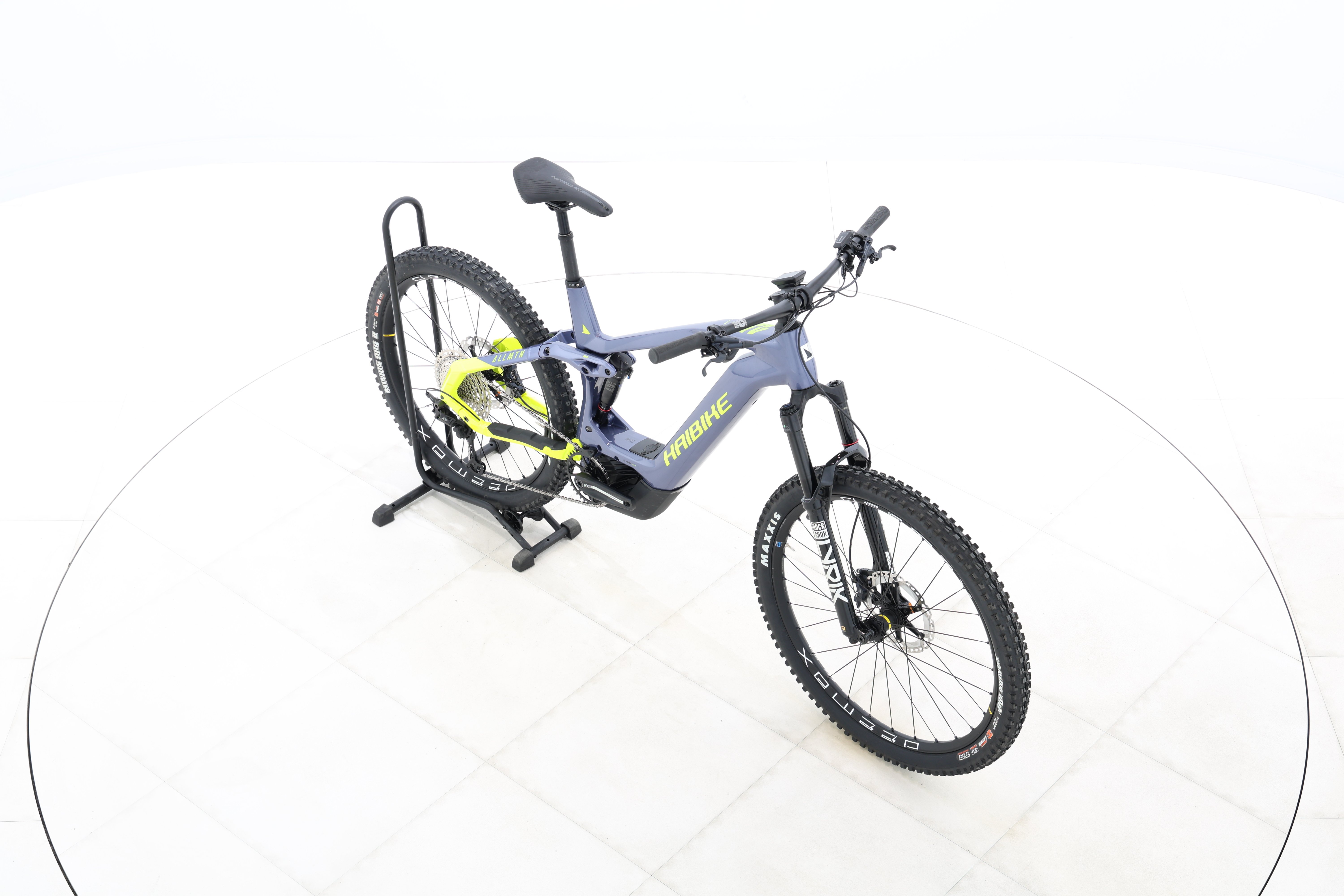 72814783-f8b1-41dd-8db3-c354284a50ed