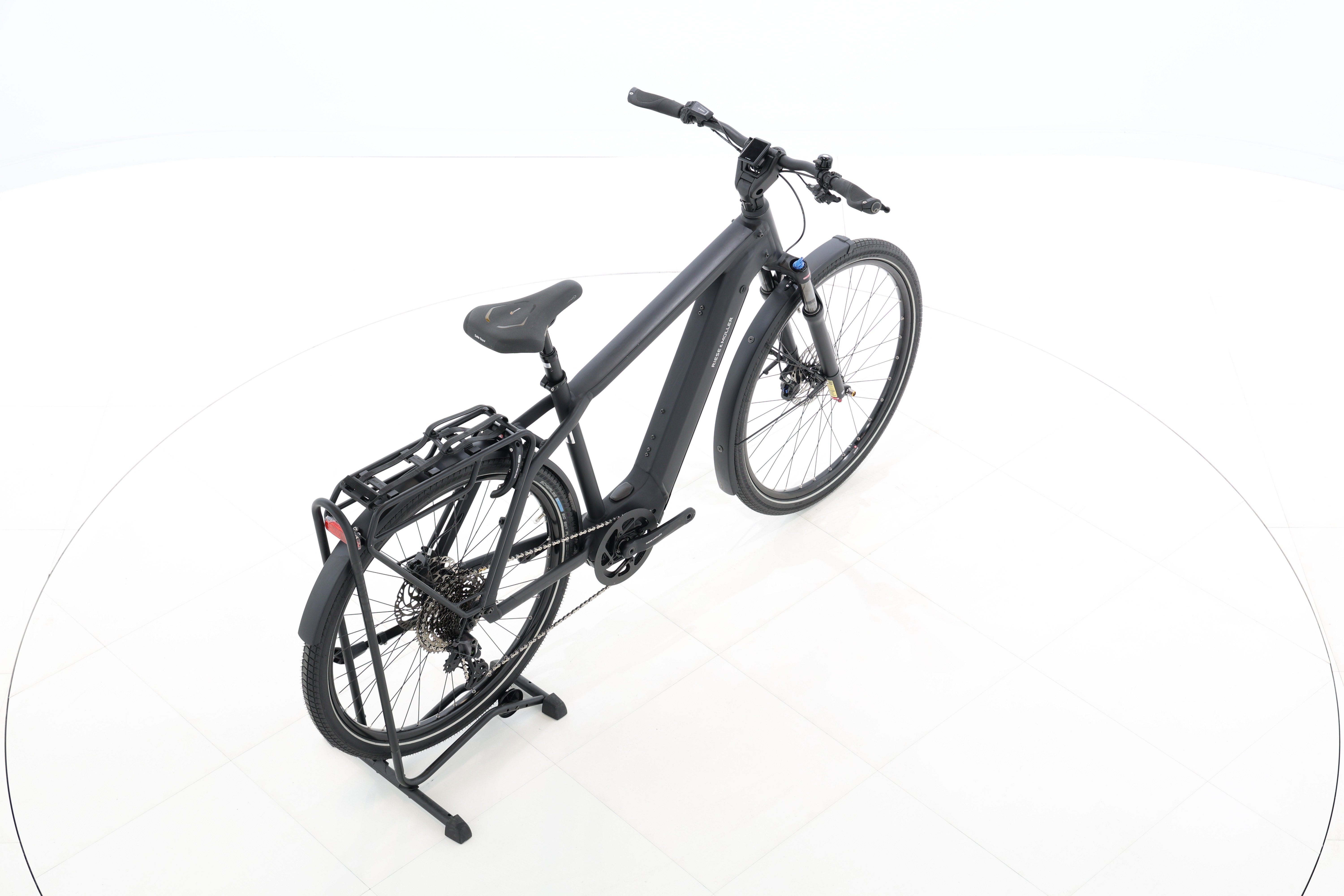 2b1f8d6a-e127-4245-986a-8a274b5f1452